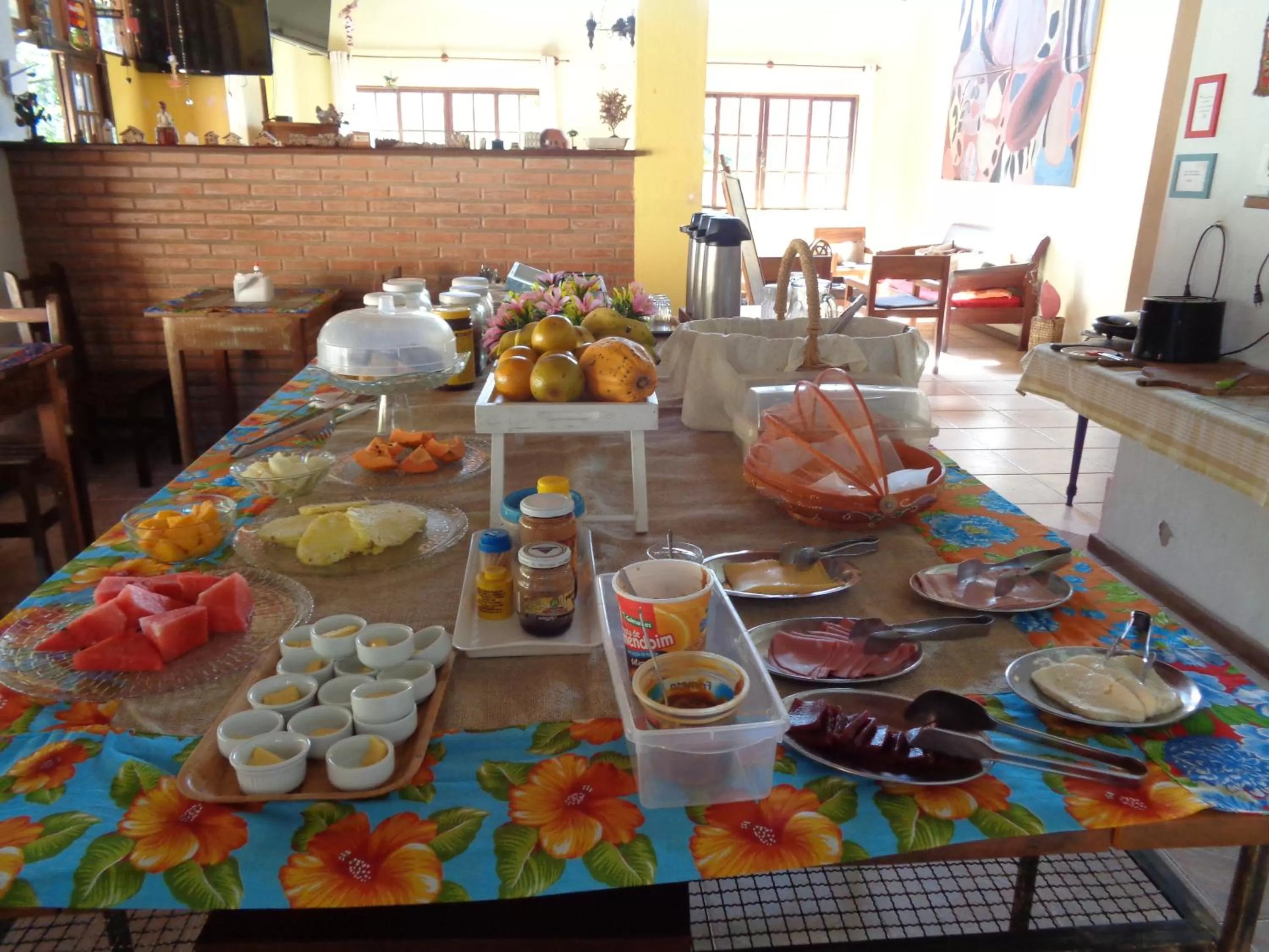 Buffet breakfast, Breakfast in Pousada Barcarola