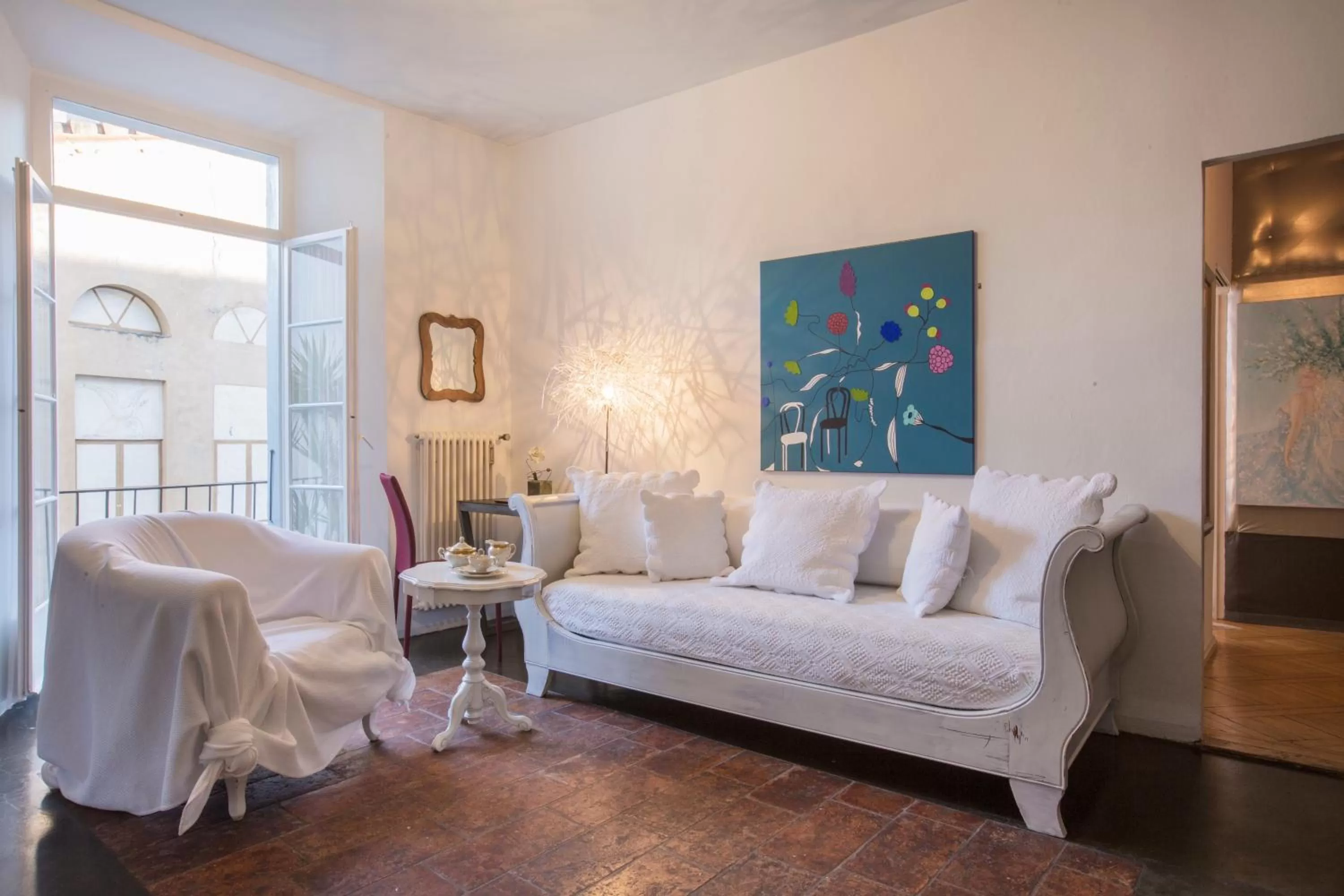 Living room, Bed in Caffè dell'Arte Boutique Rooms Locarno