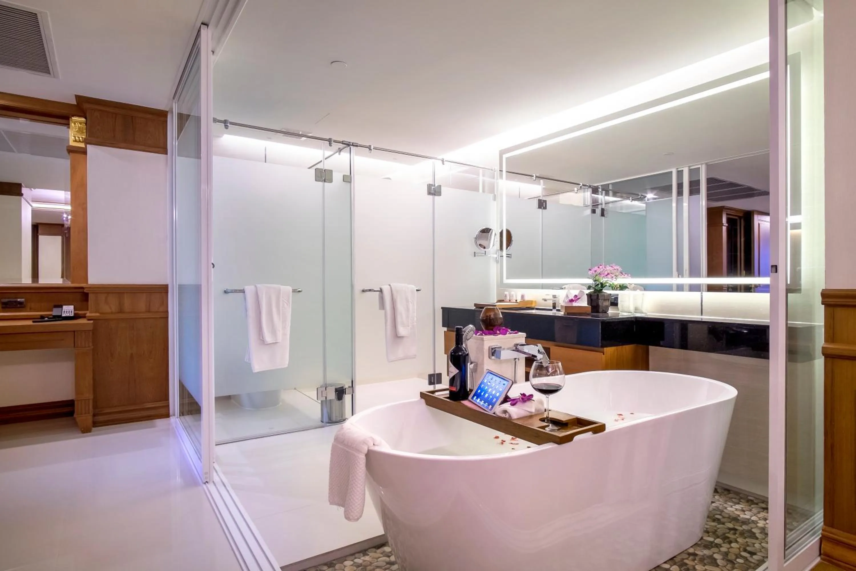 Bathroom in Amaranta Hotel