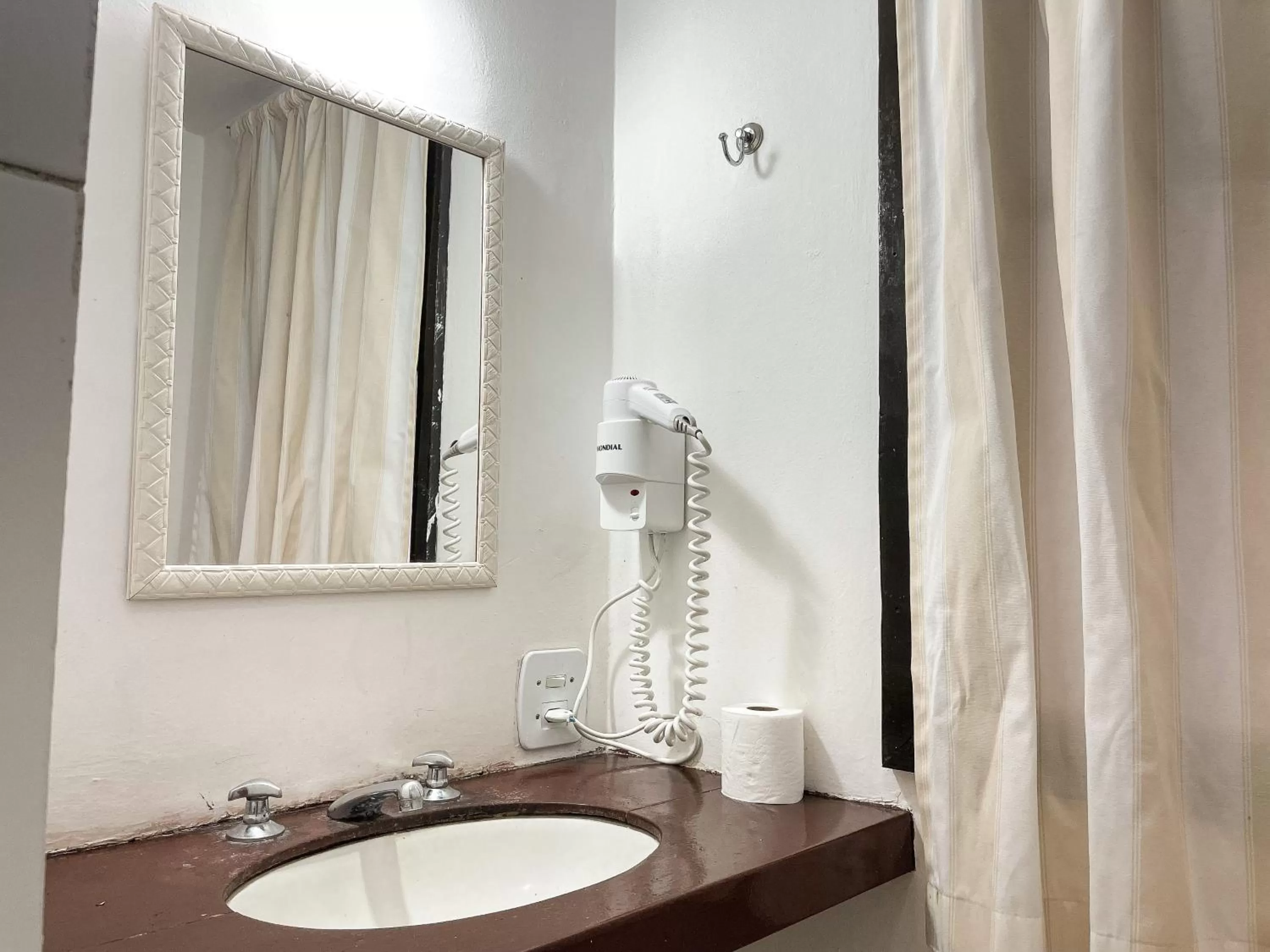 Bathroom in Pousada Marittima