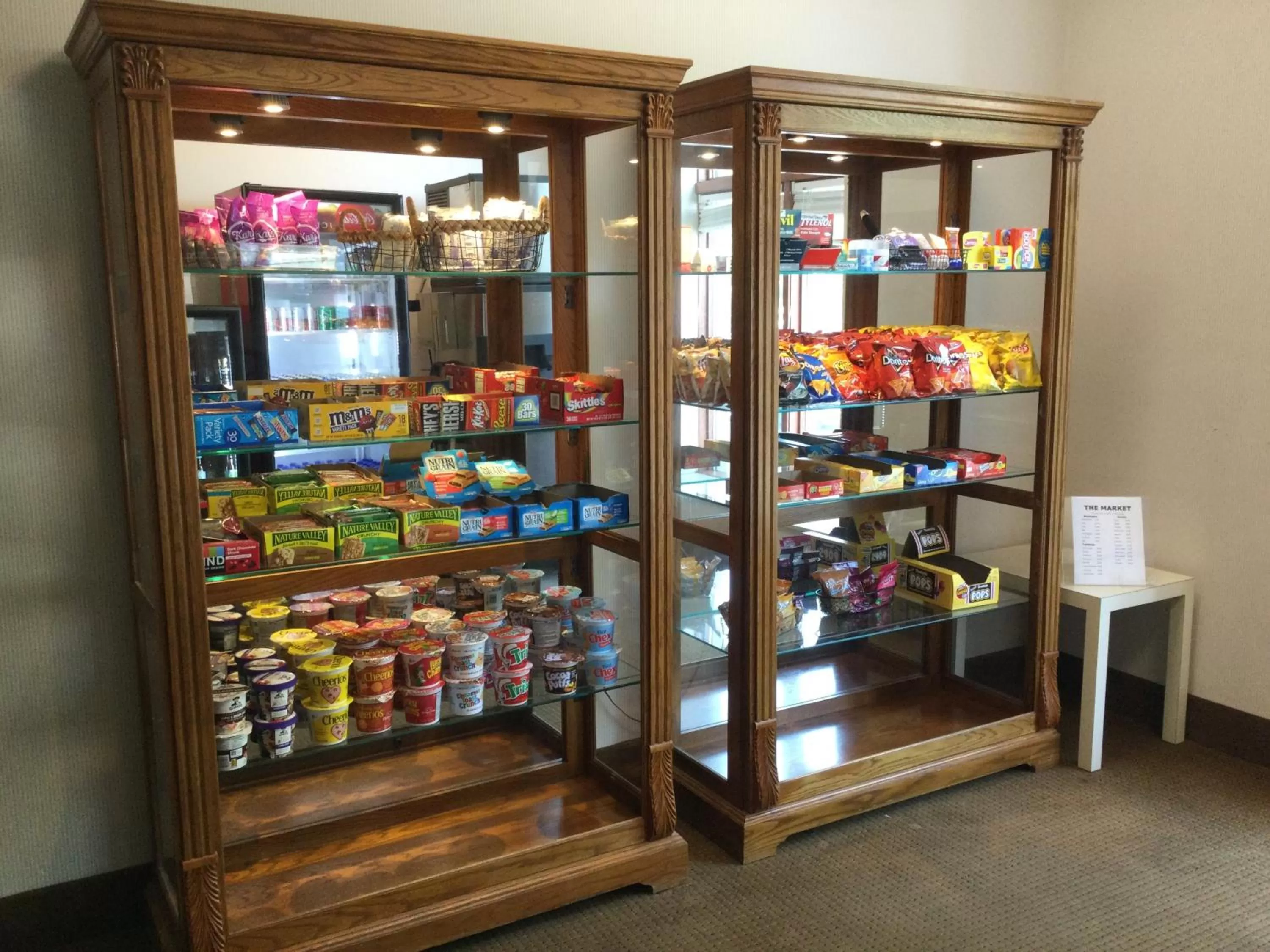 Food and drinks in The Hotel Ojibway, Trademark Collection by Wyndham