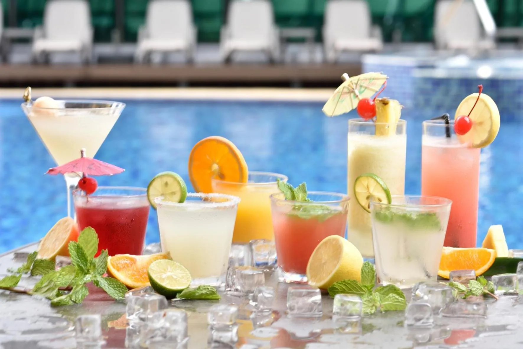 Lounge or bar in Aerotel Singapore - Transit Hotel in Terminal 1