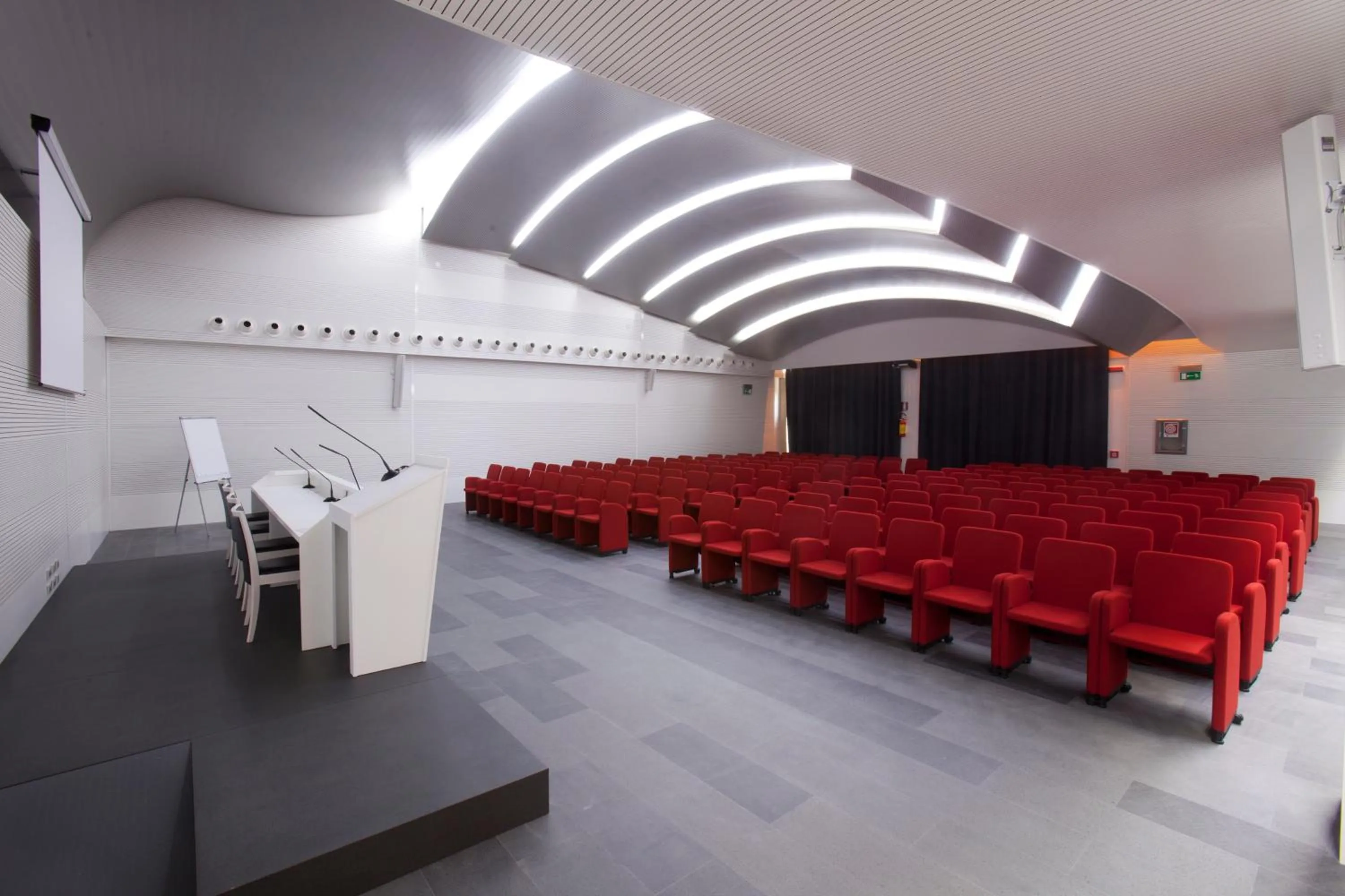 Business facilities in Arthotel & Park Lecce