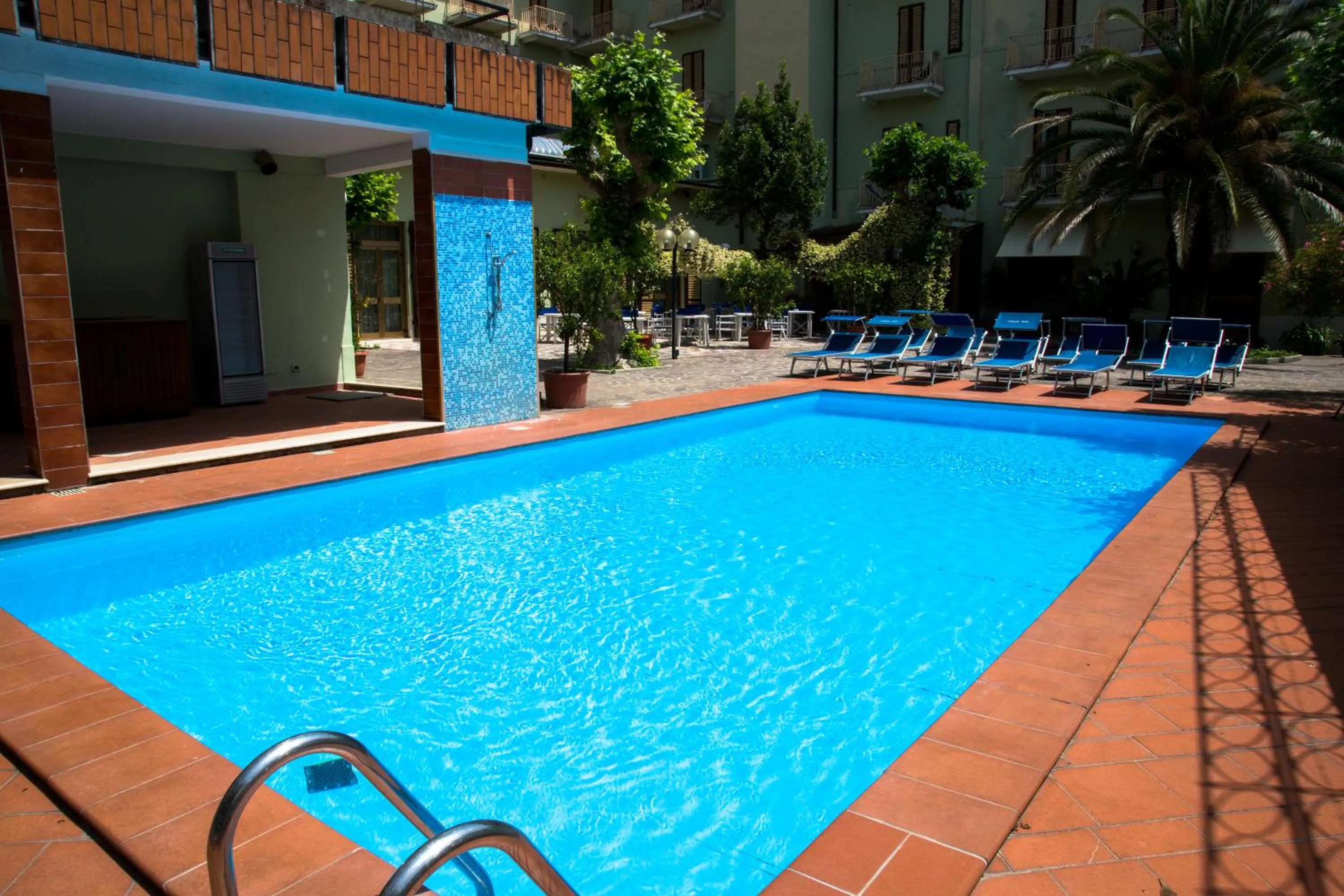 Swimming pool in HG Hotel Cappelli