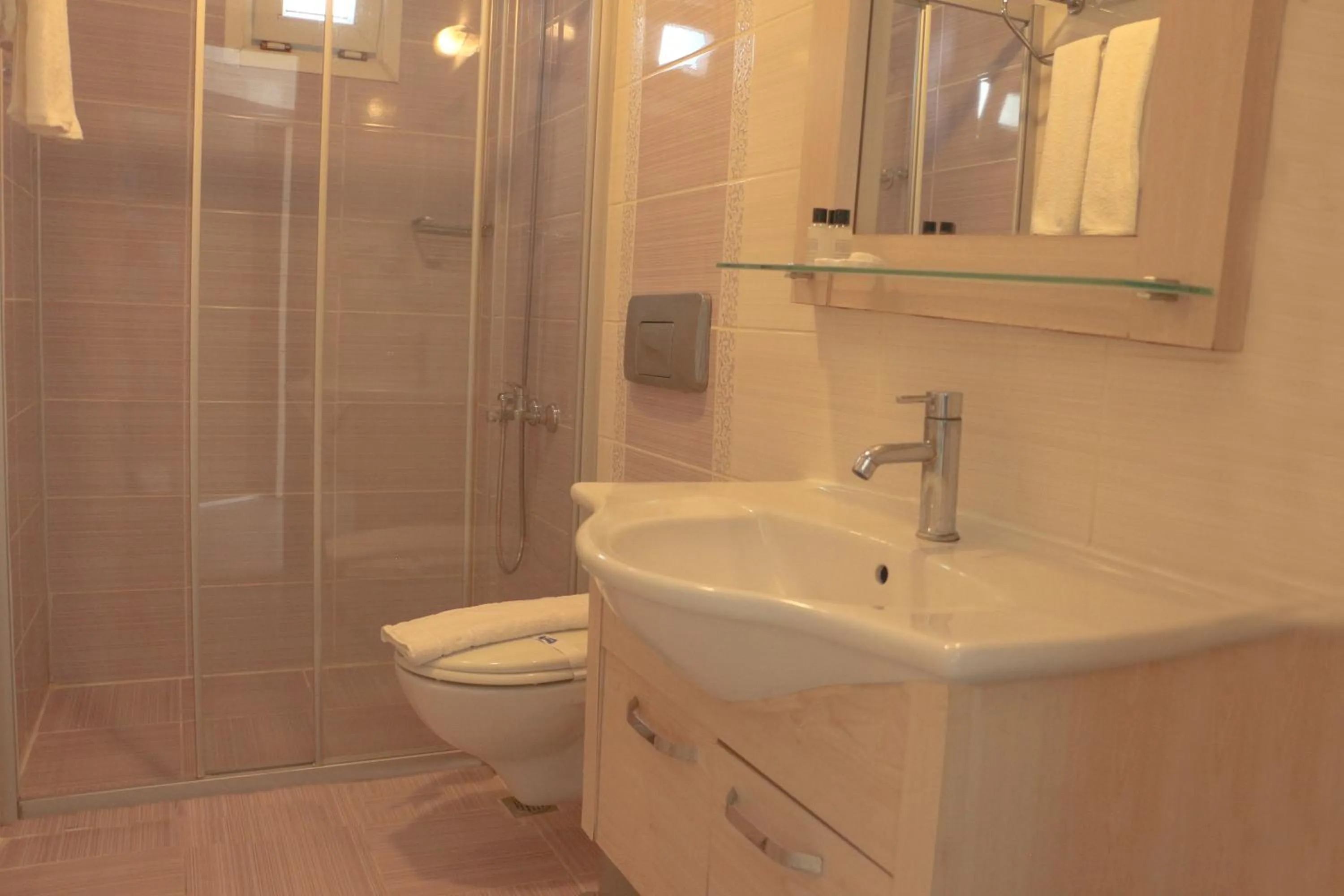 Hawaii Suite Beach Hotel