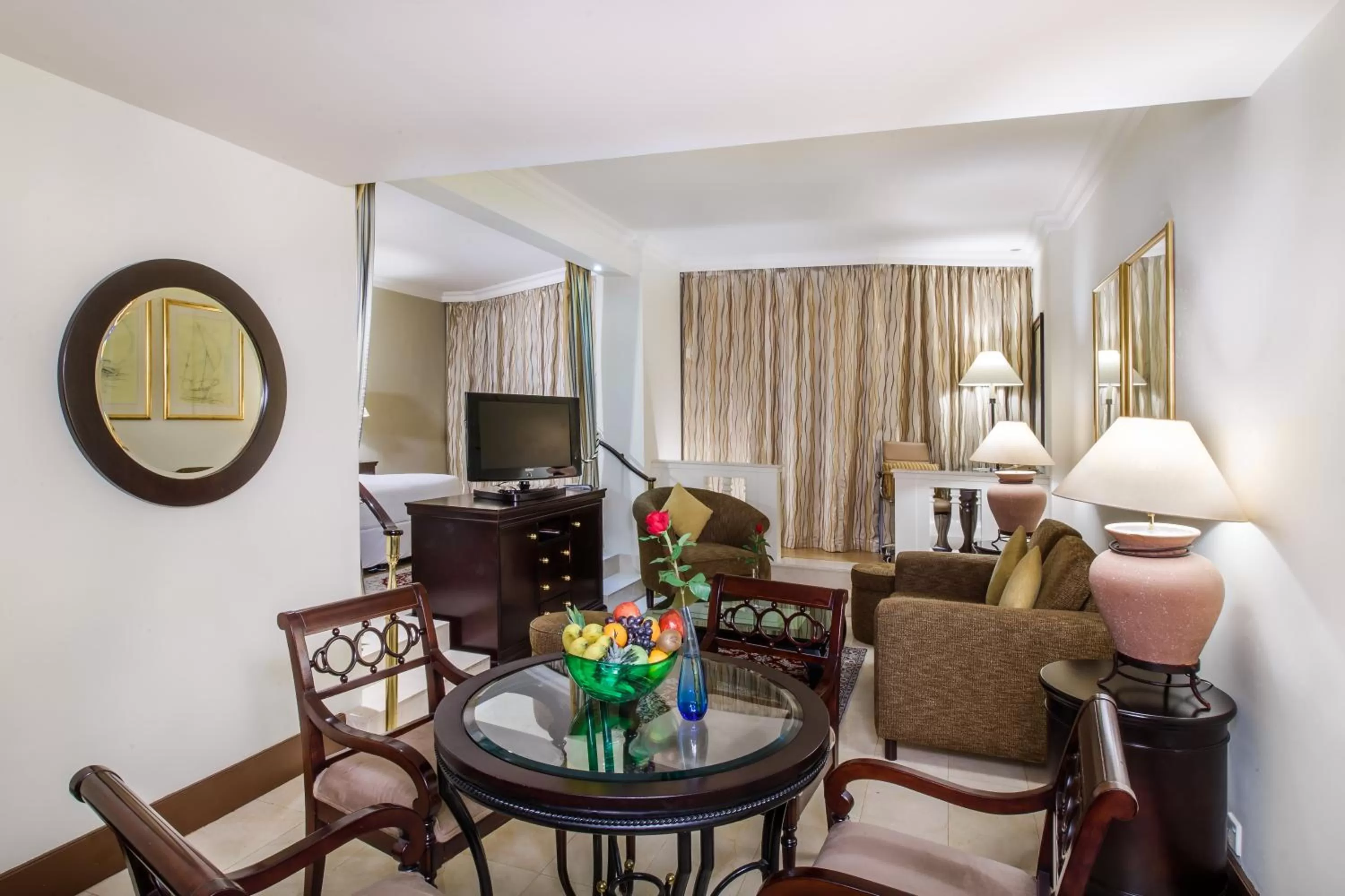 Photo of the whole room, Seating Area in Grand Excelsior Hotel Deira