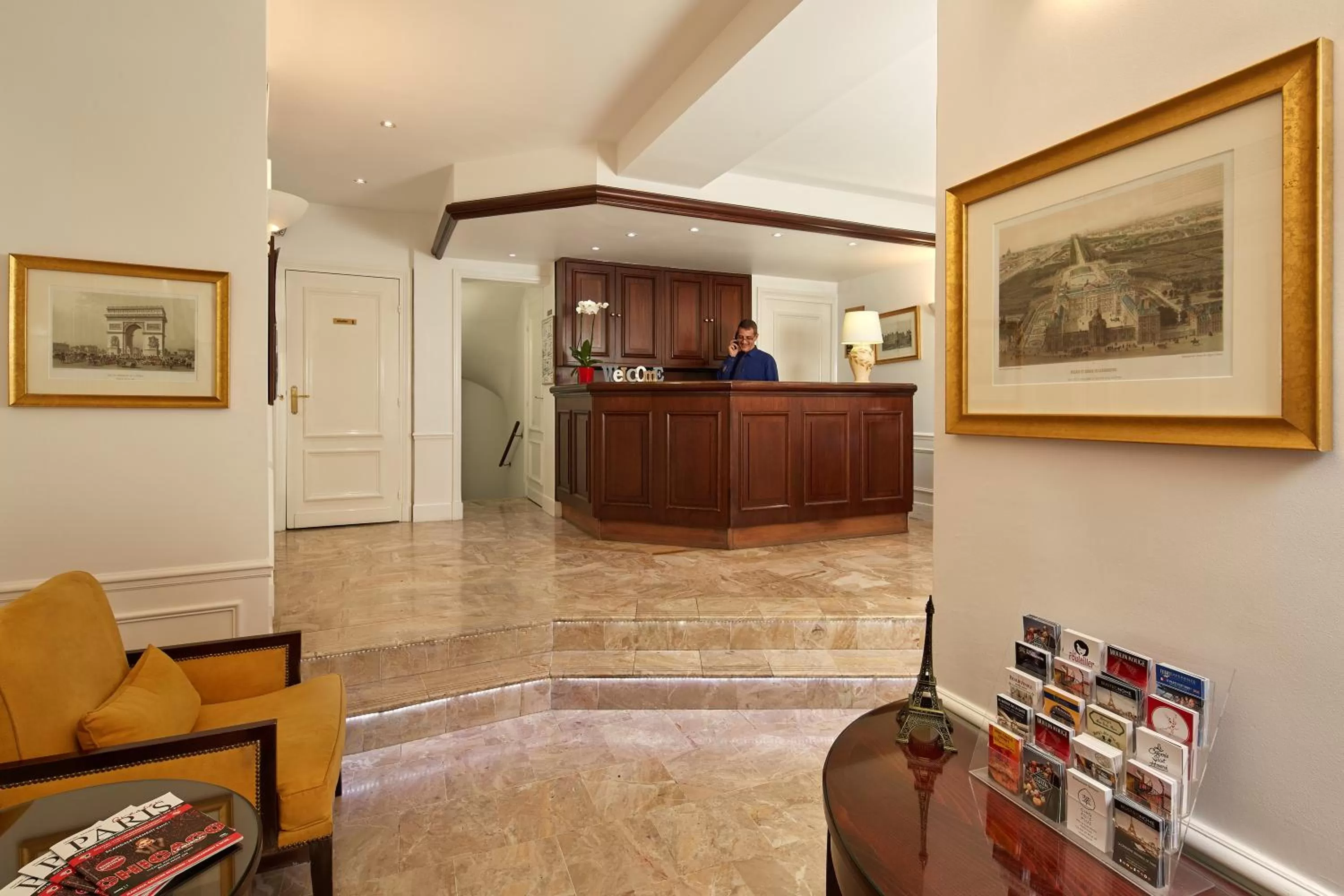 Lobby or reception in Austin's Arts Et Metiers Hotel