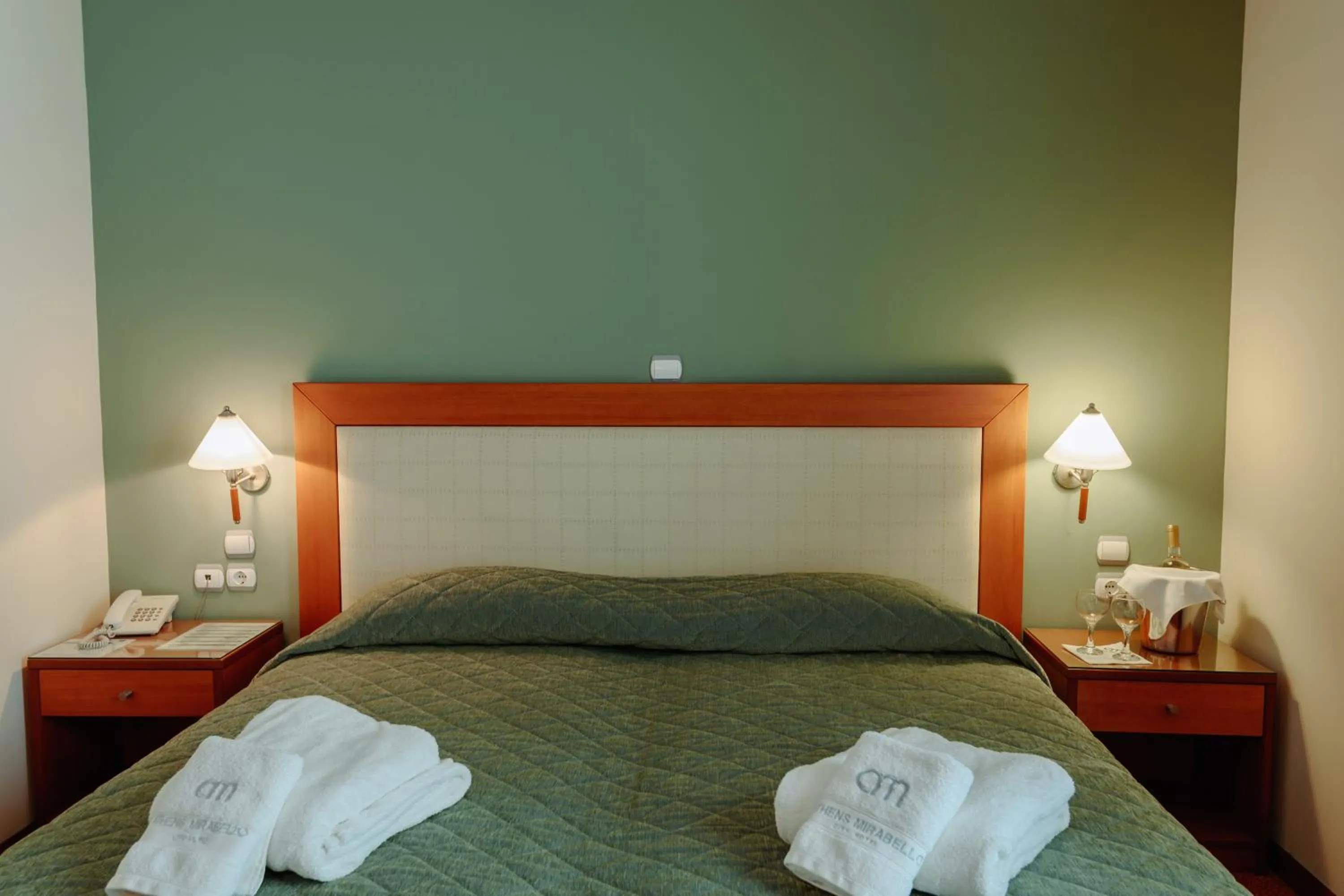 Bed in Athens Mirabello