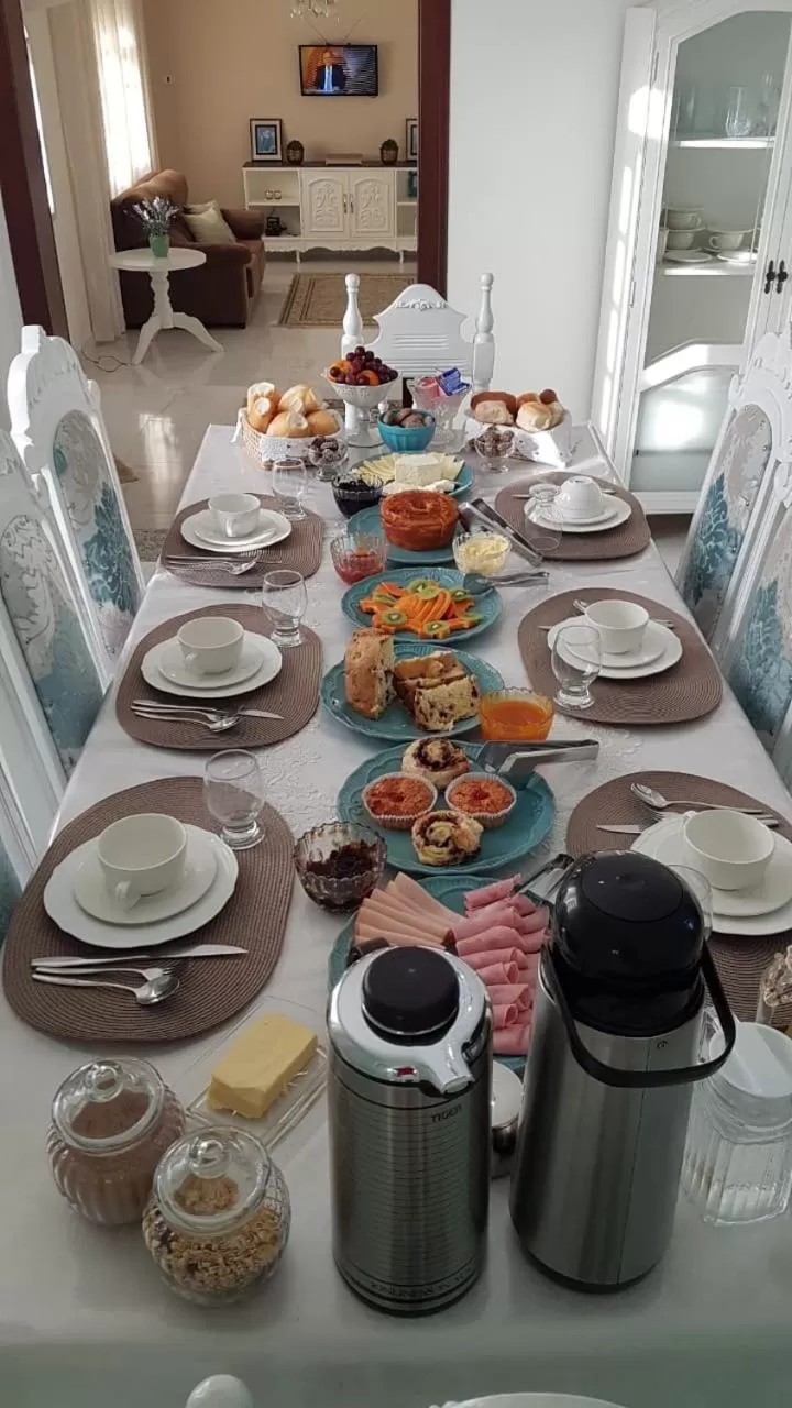 Restaurant/Places to Eat in La Maison Brasiliana B&B