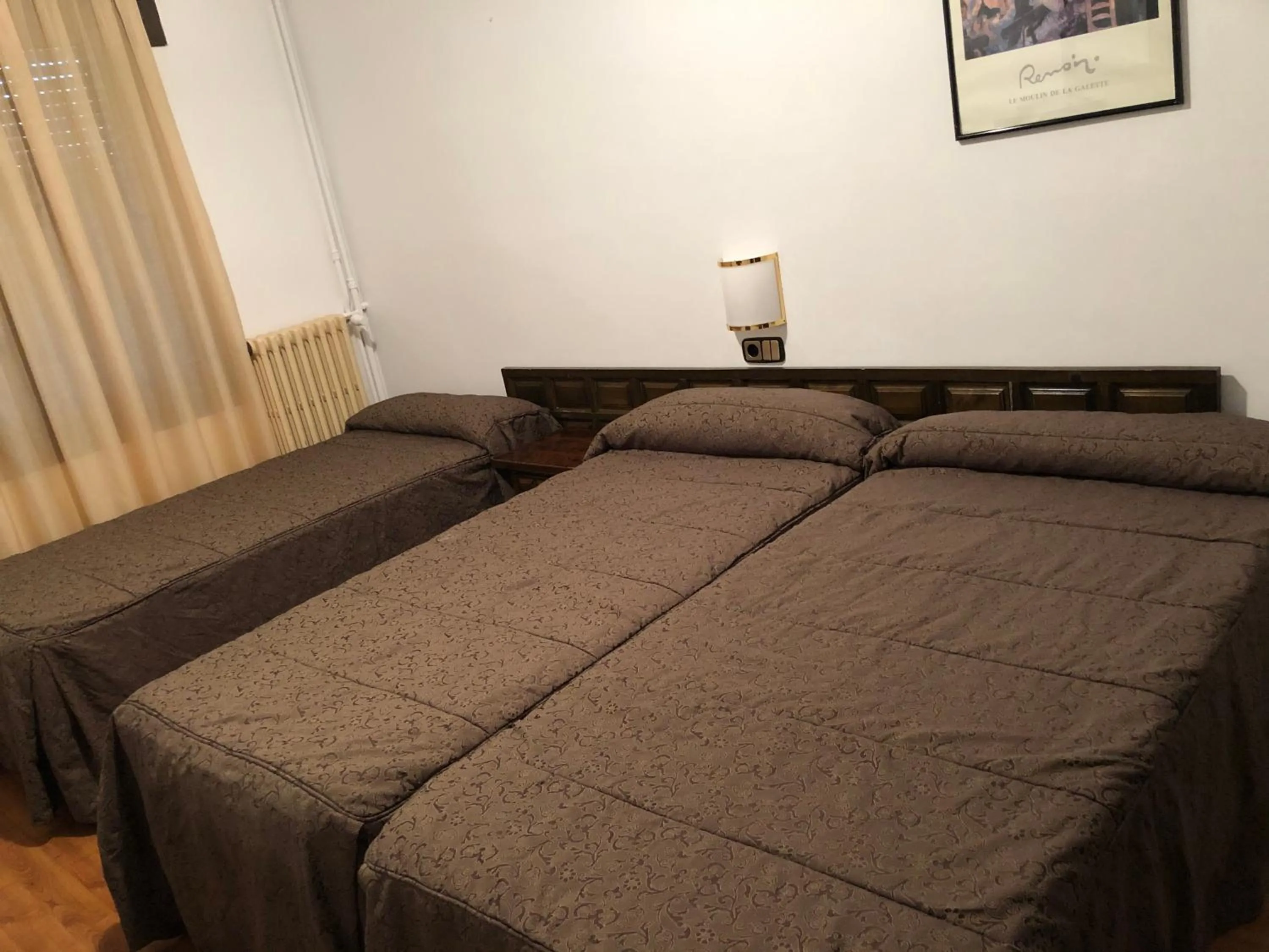 Bed in Hotel Refugi dels Isards