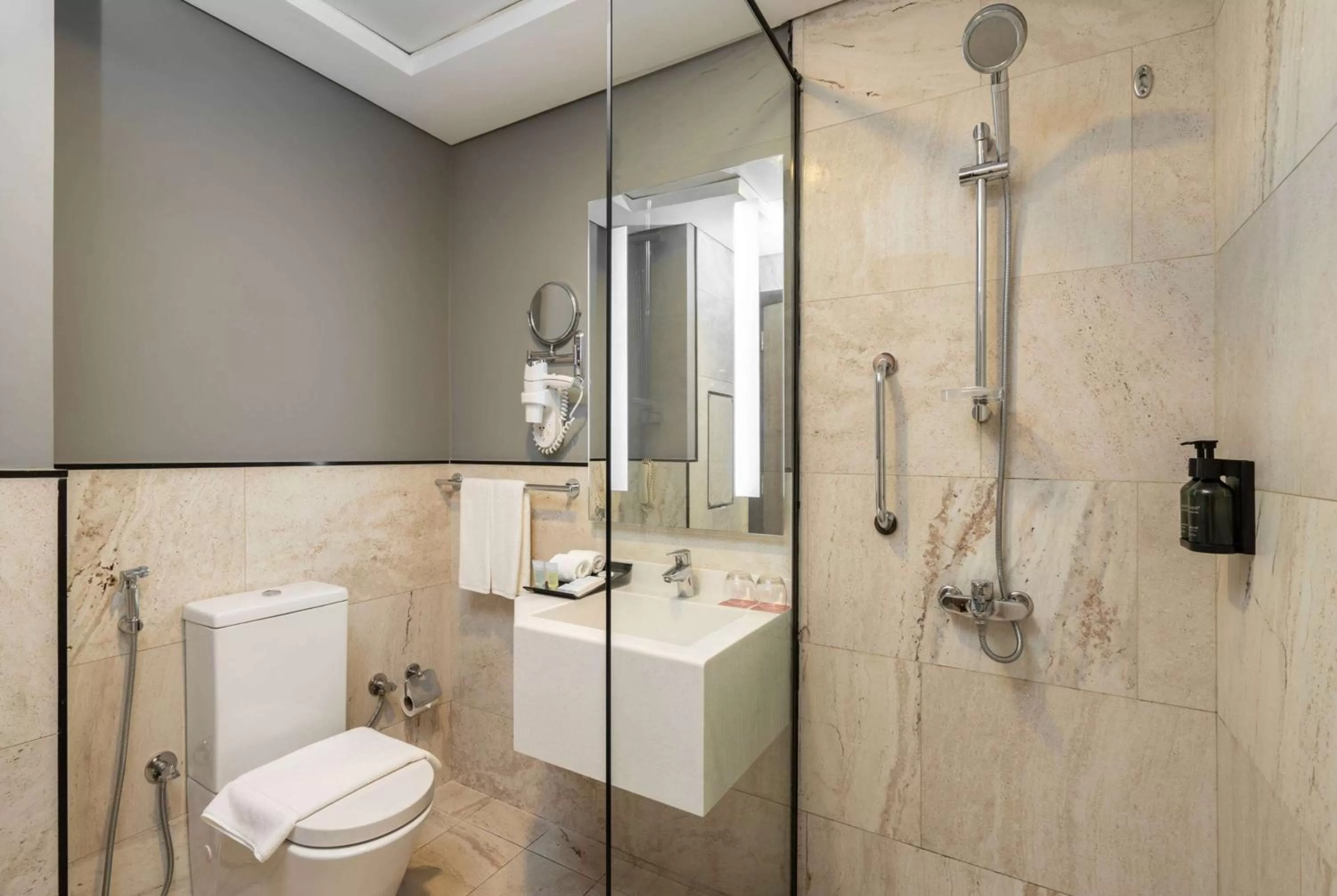 TV and multimedia in Ramada by Wyndham Dubai Barsha Heights