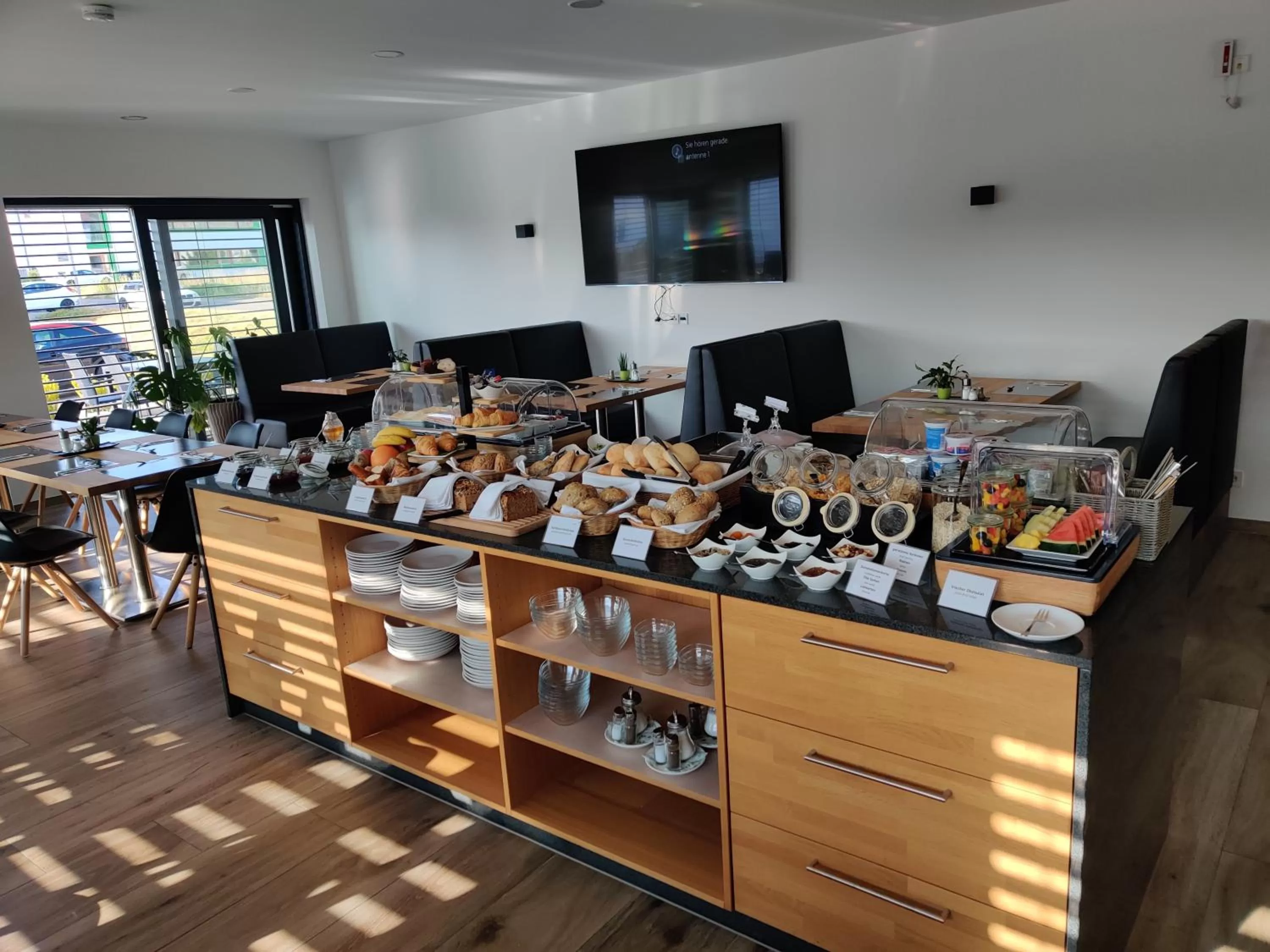 Buffet breakfast in Hotel Nachtquartier