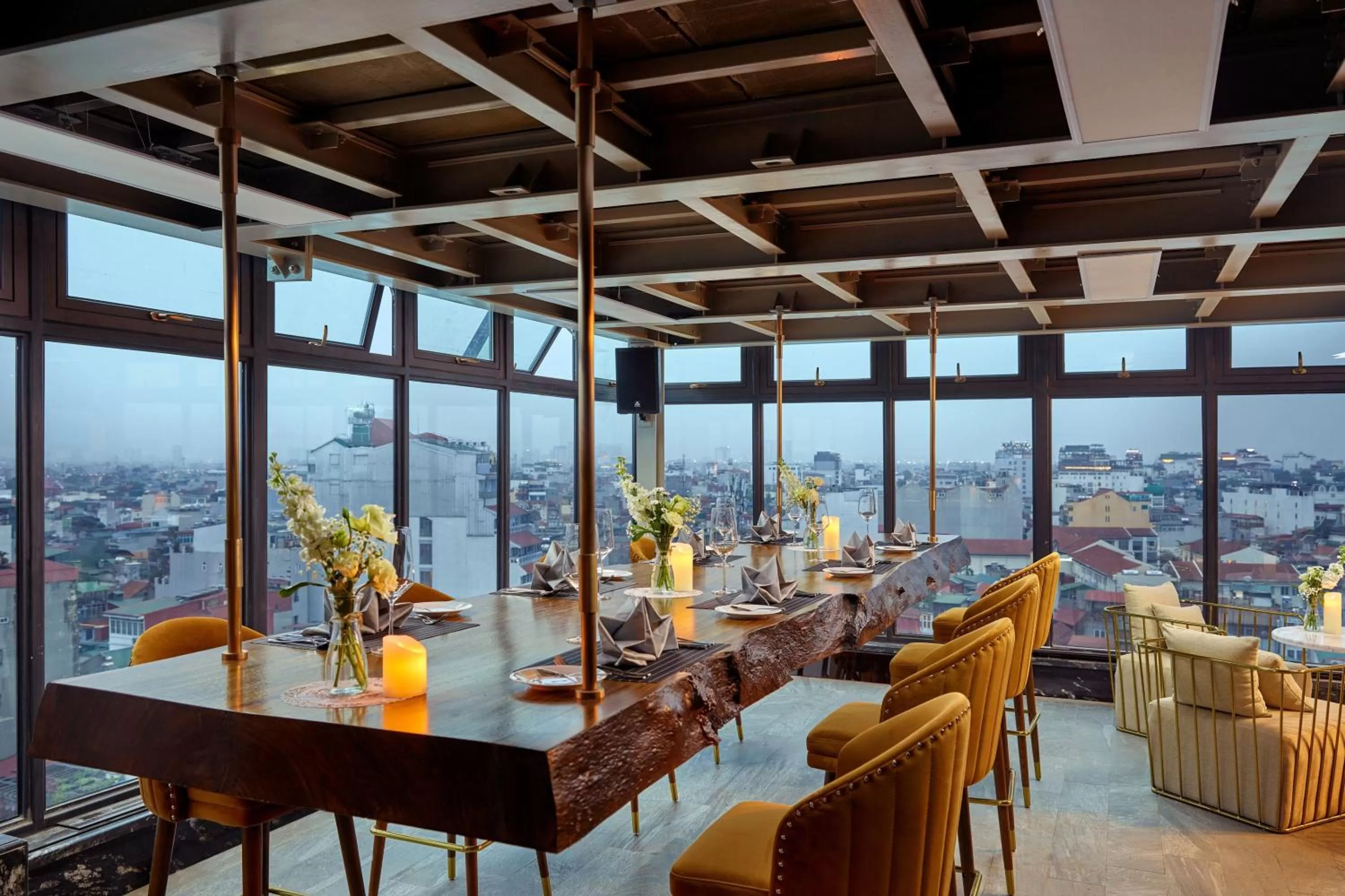 Restaurant/places to eat in Peridot Grand Luxury Boutique Hotel