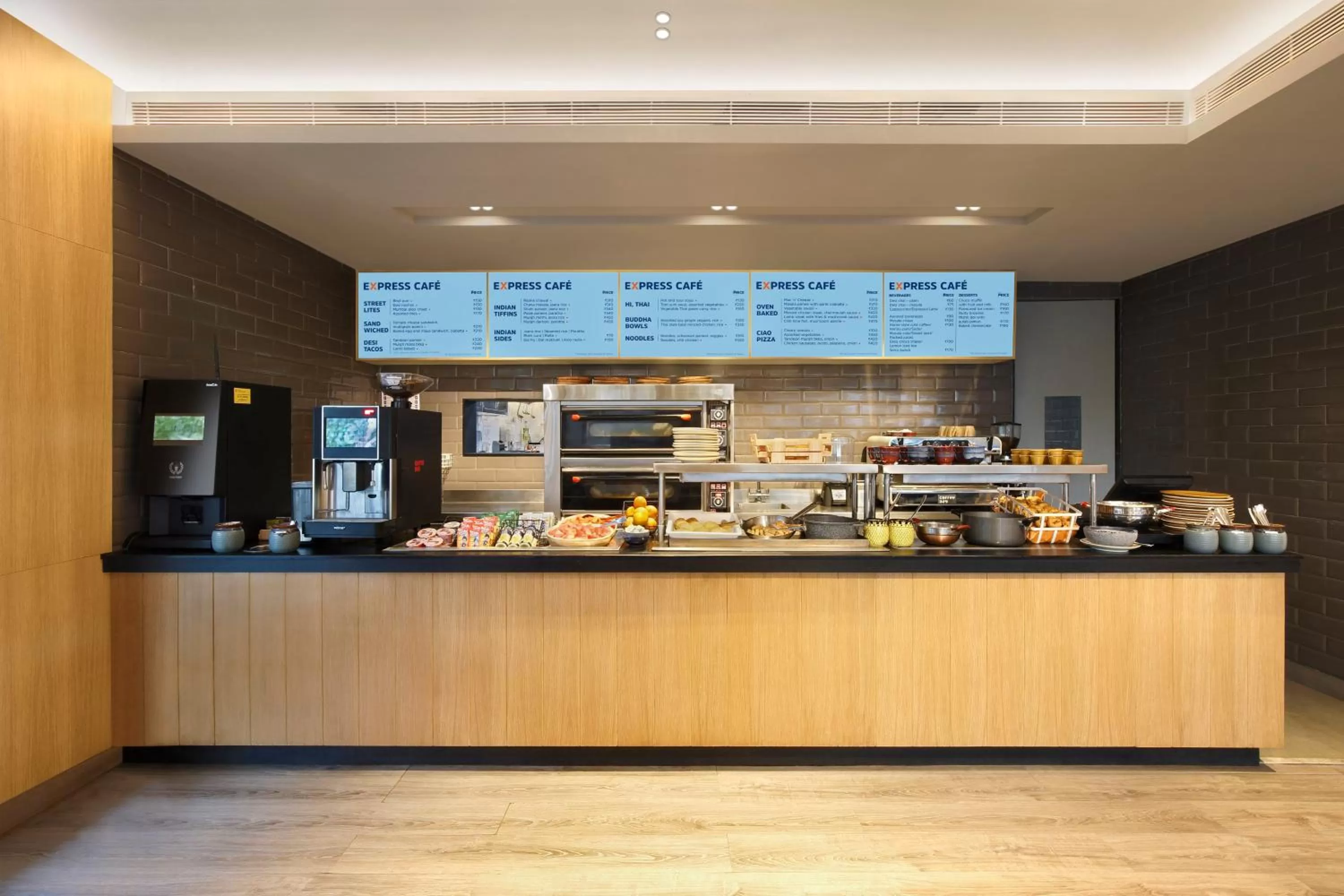 Restaurant/places to eat in Holiday Inn Express Pune Pimpri by IHG