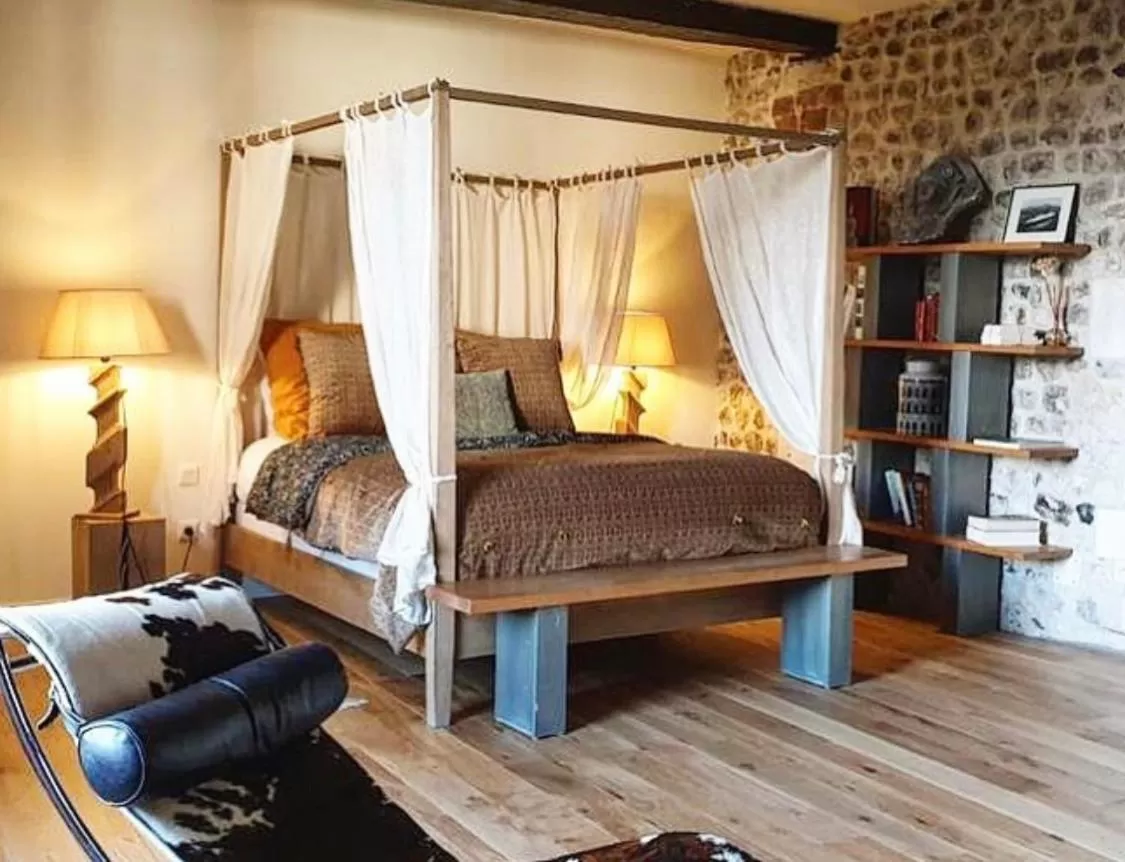 Bed in La Cour Sainte Catherine demeure de charme