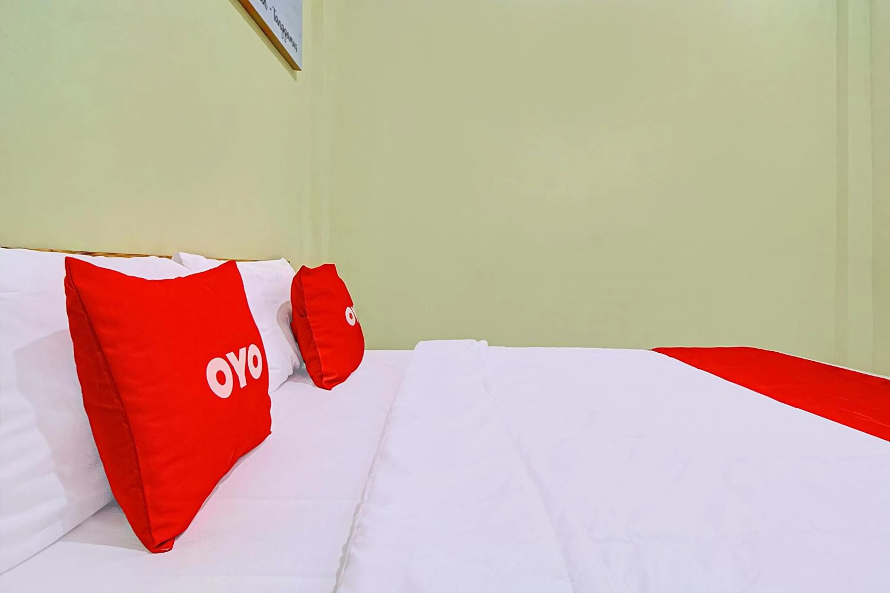 Bedroom, Bed in OYO 3774 Orchid 37 Syariah Guest House