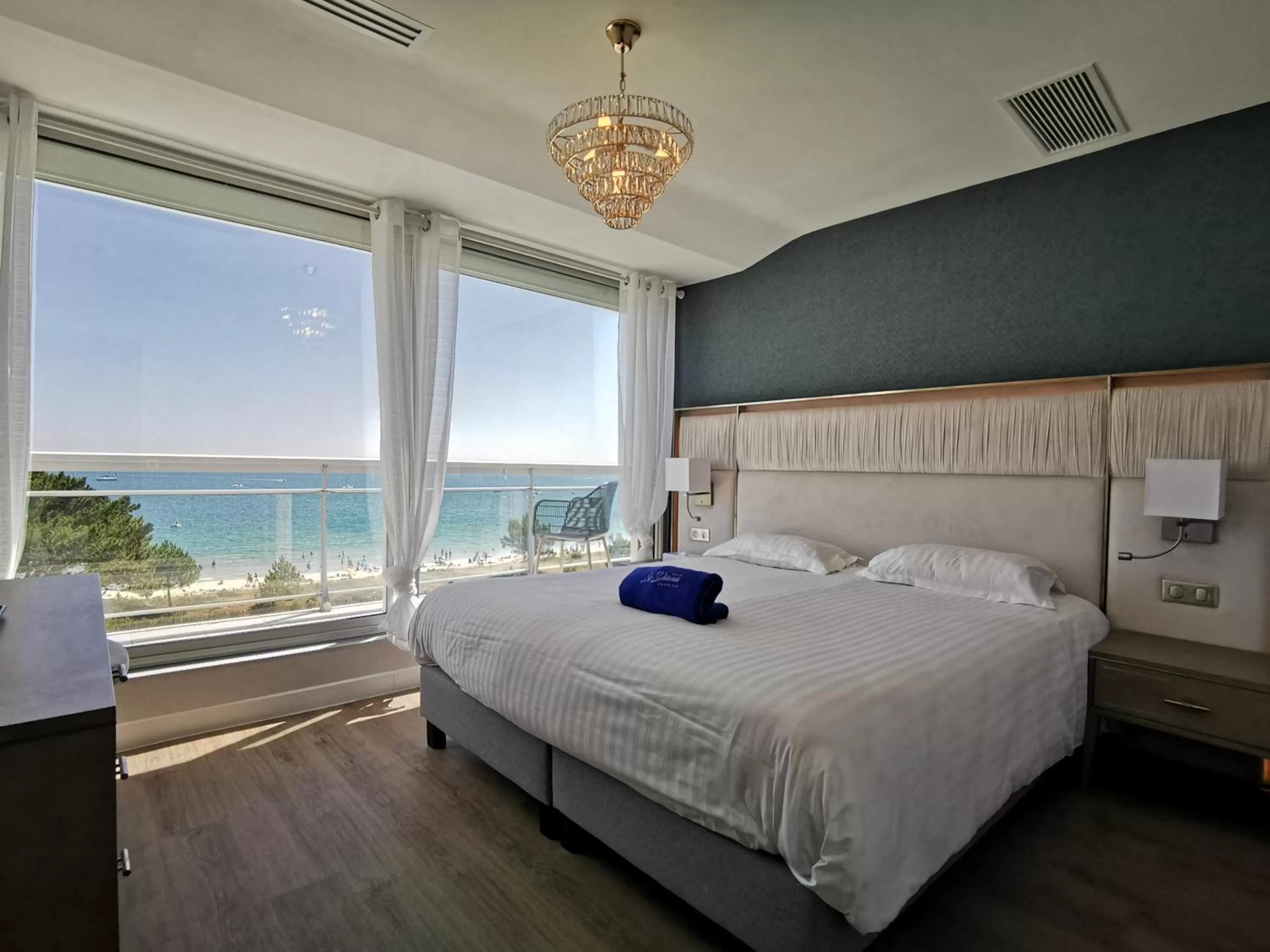 Bed in Le Diana Hôtel & Spa