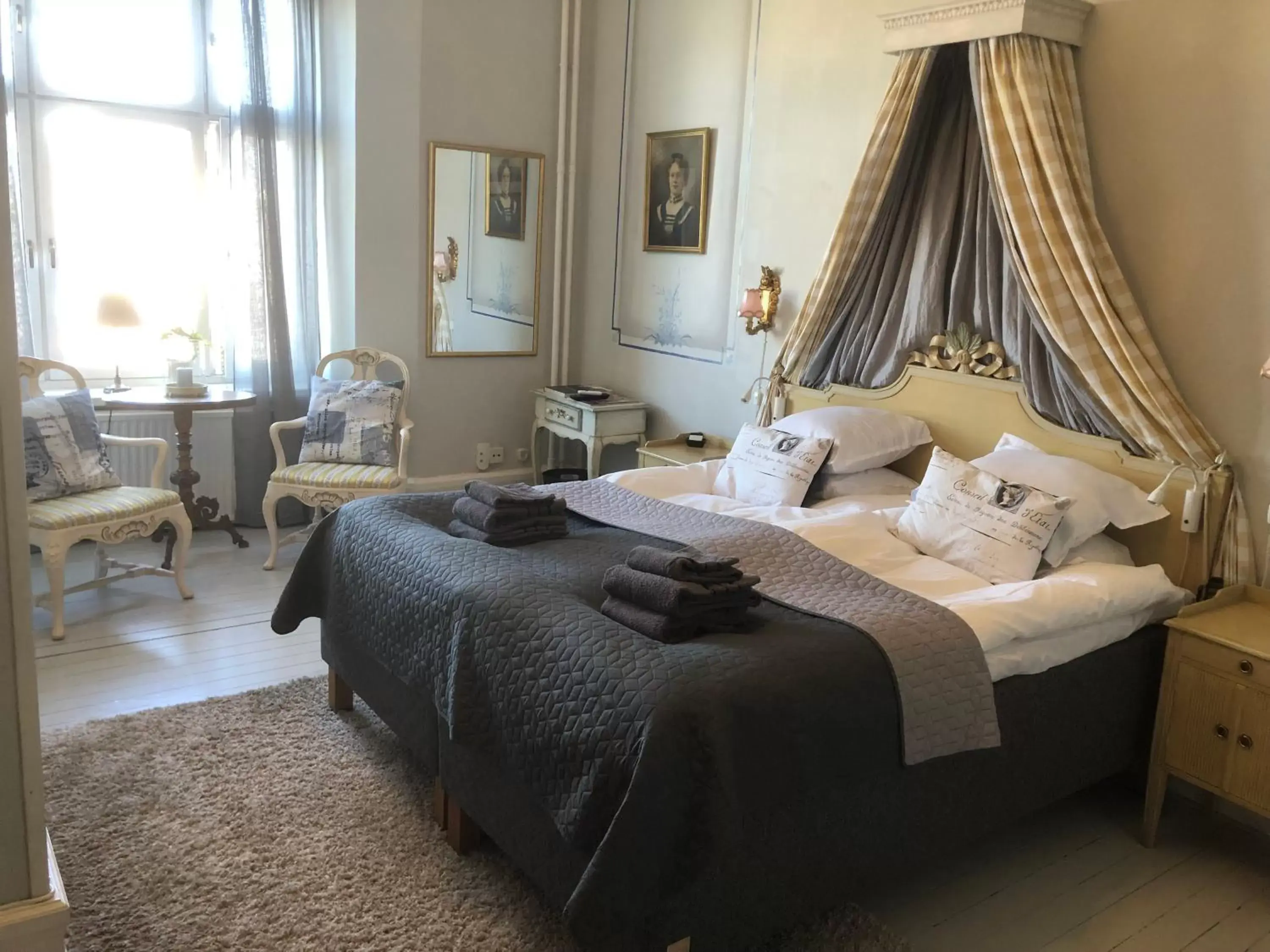 Strand Hotel Strand Hotel