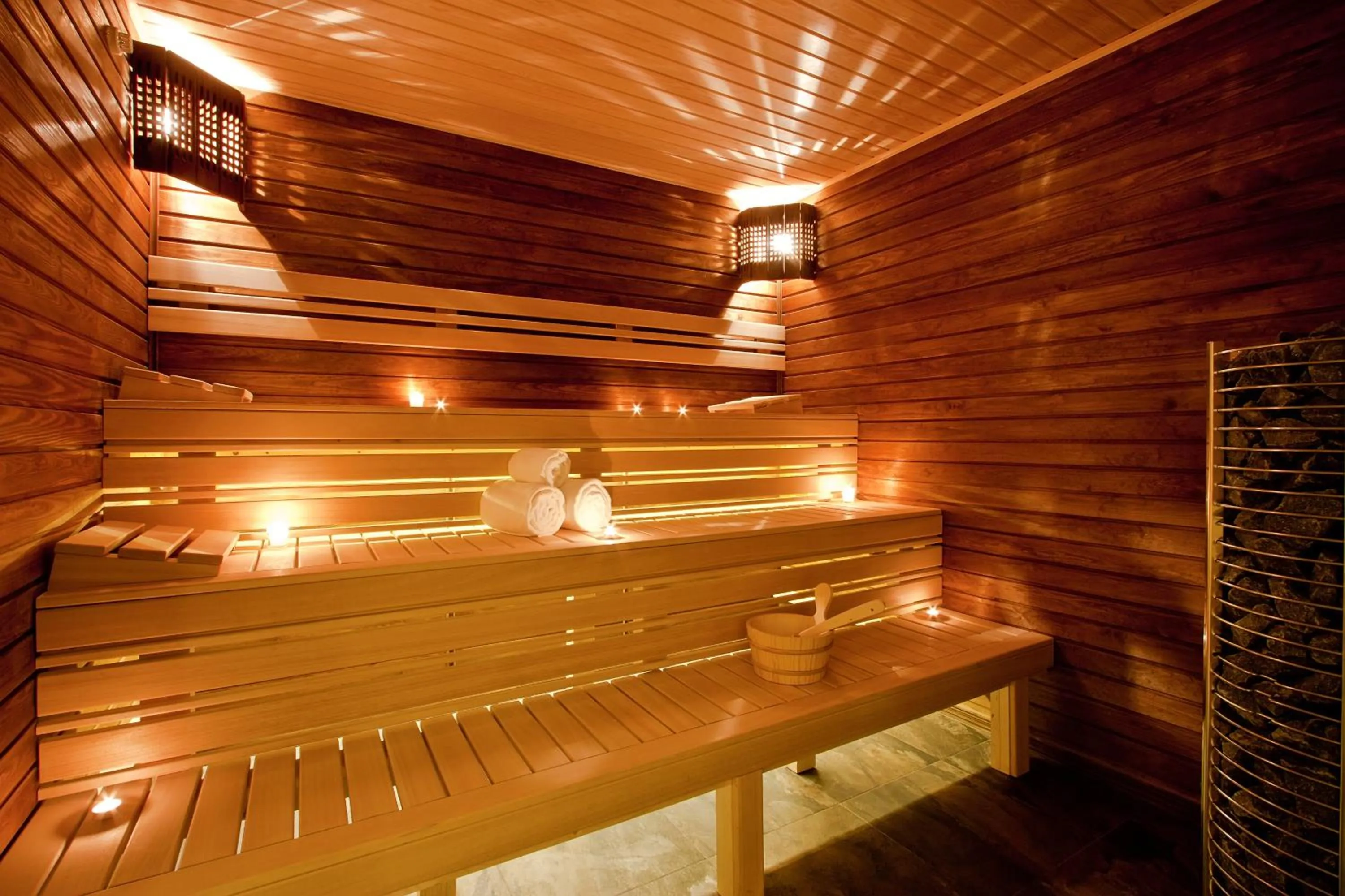 Sauna in Earth & People Hotel & SPA - Free Parking & Swimming Pool