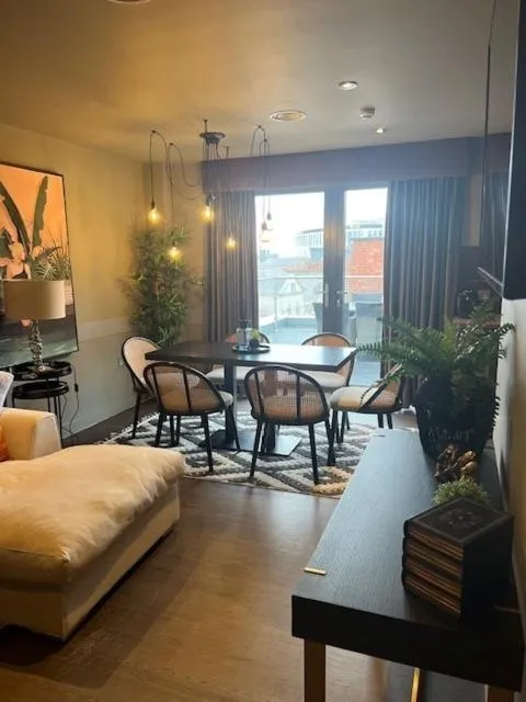 EPIC Apart Hotel - Duke Street