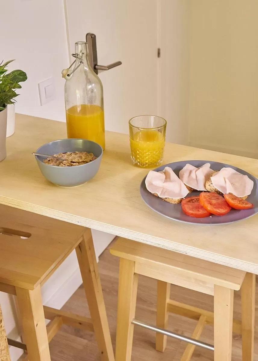 Dining area in Urban Suite Santander