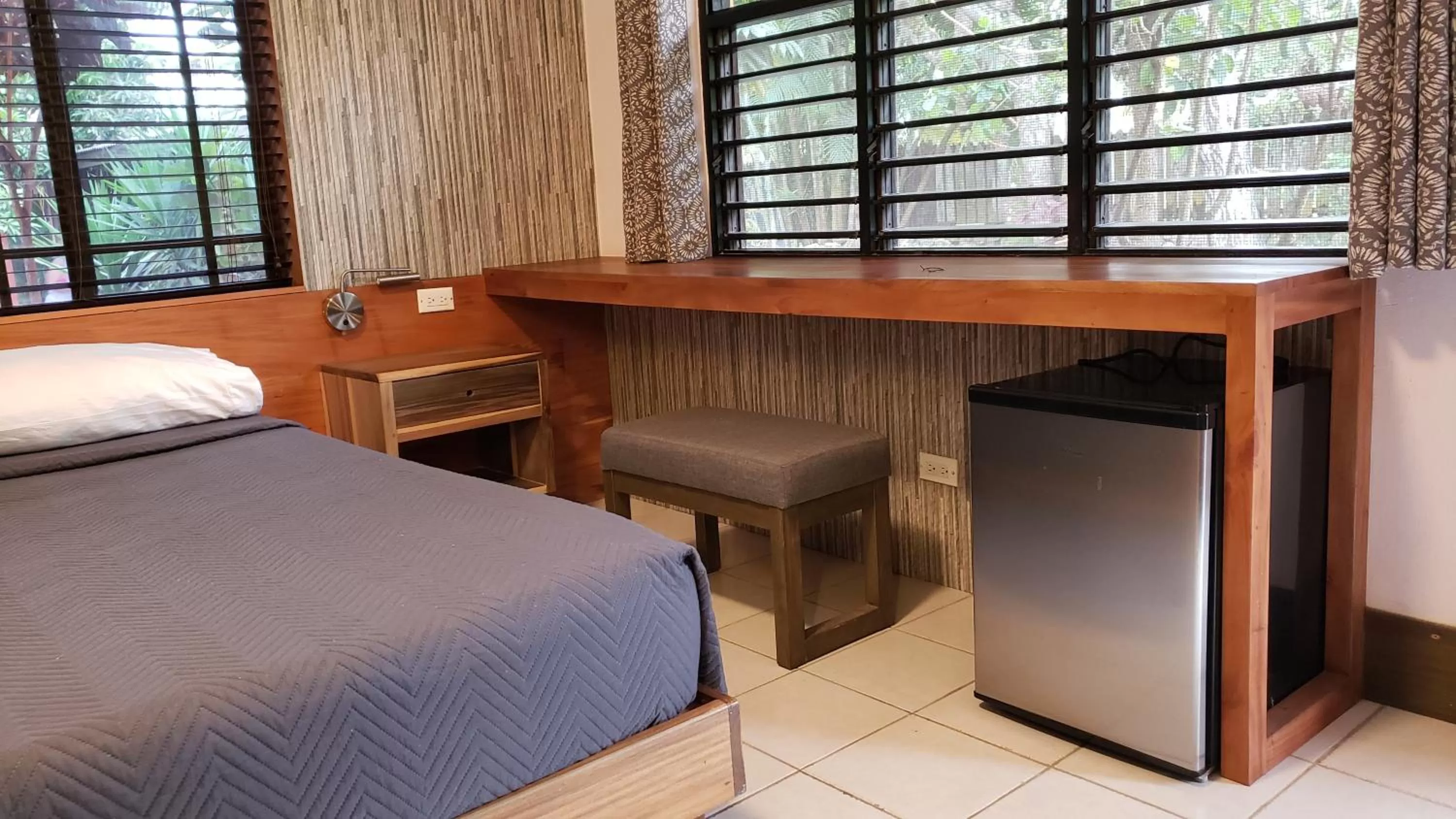 Decorative detail, Bed in Sunrise Club Hotel