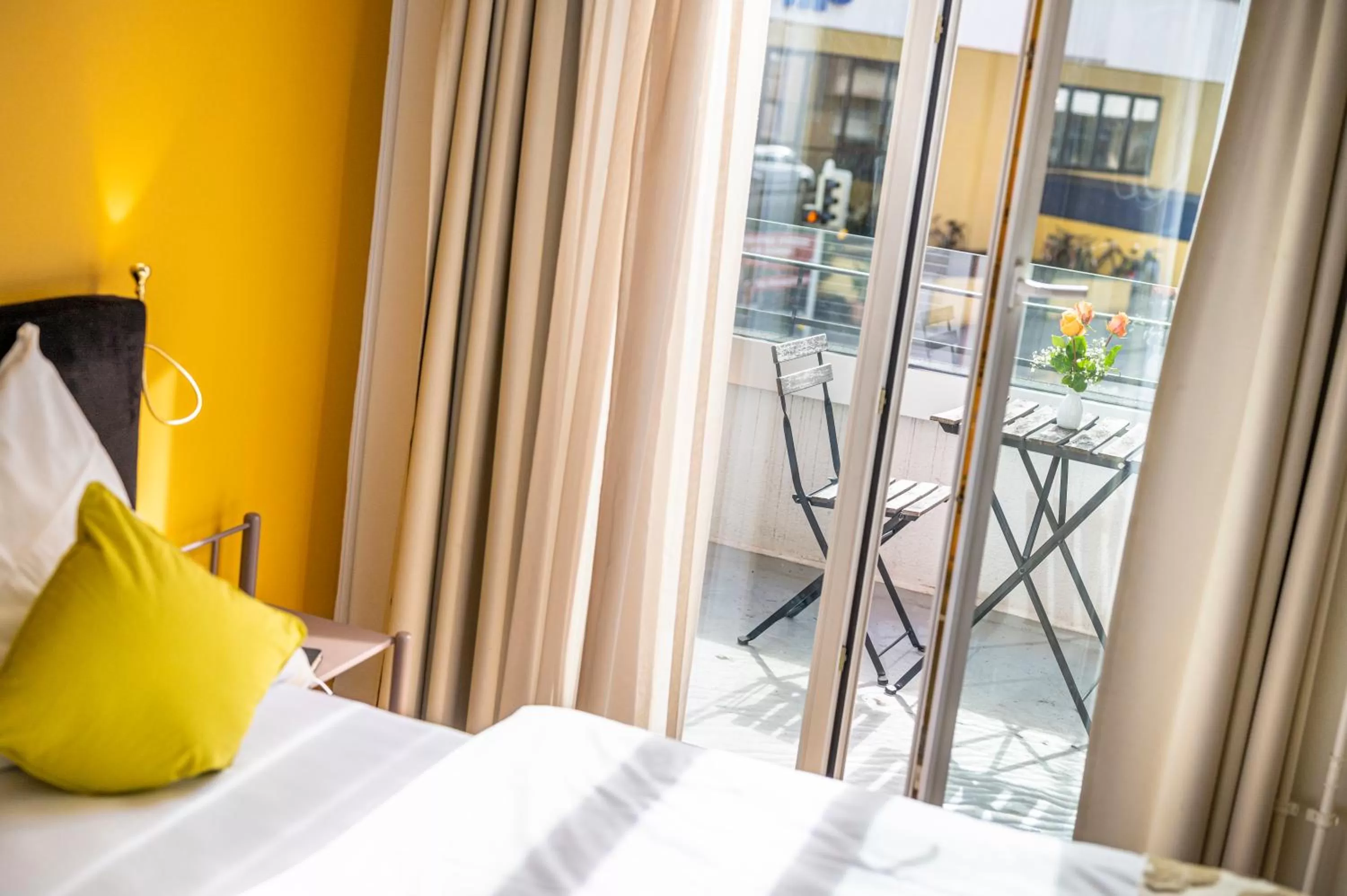 Balcony/Terrace, Bed in Hotel Oltnerhof - Self Check in