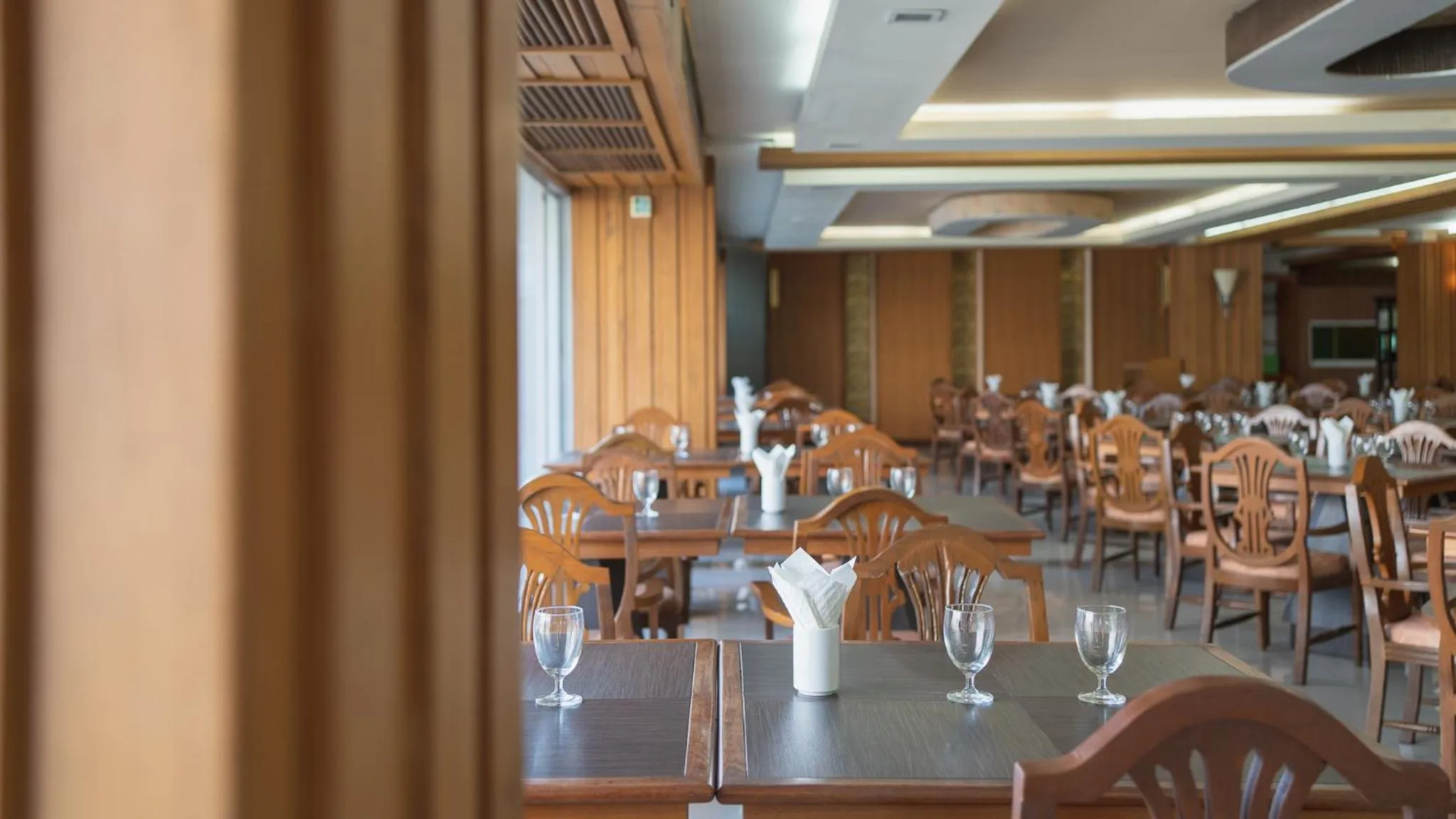 Restaurant/places to eat in Khum Phucome Hotel -SHA Extra Plus