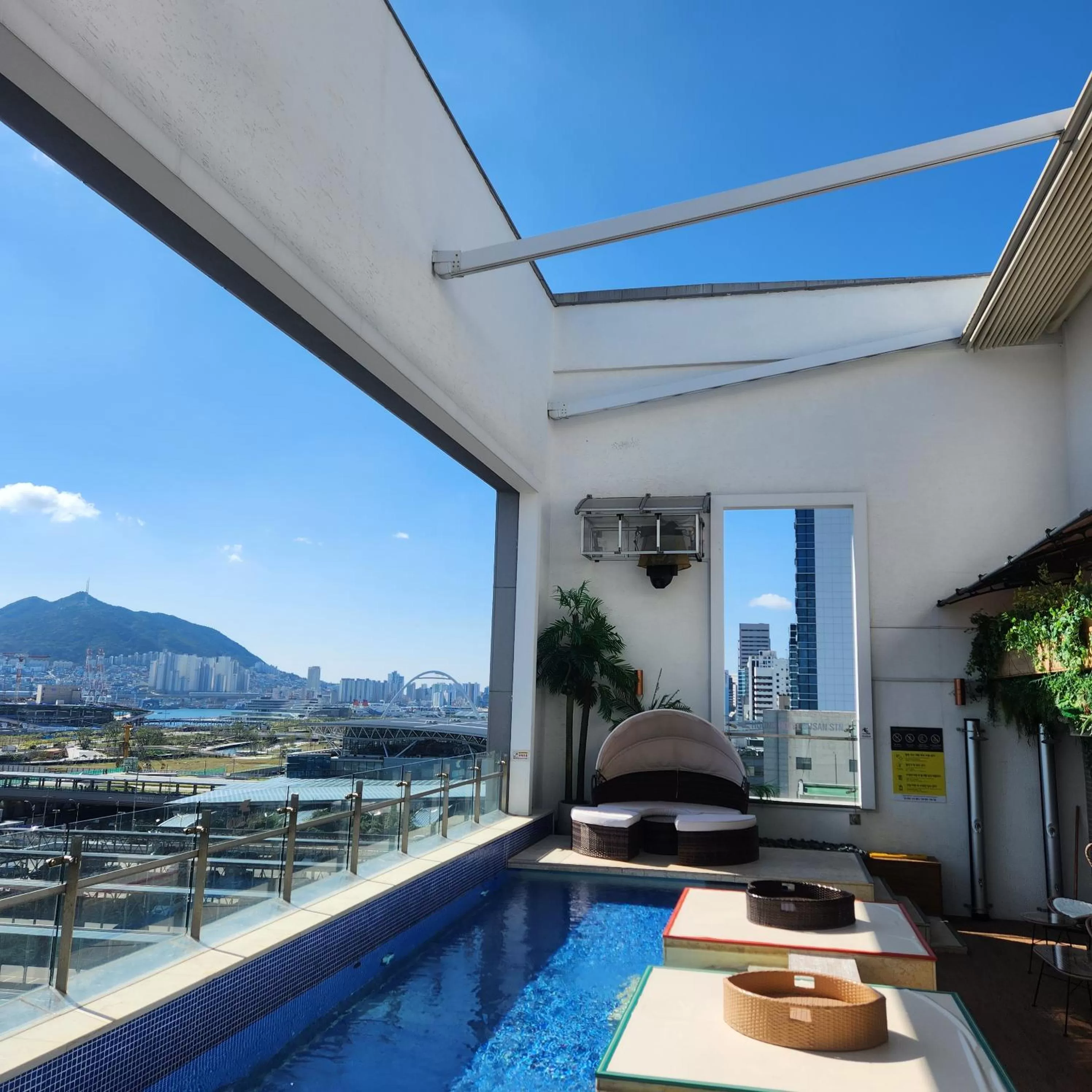 Hound Hotel Busan Station