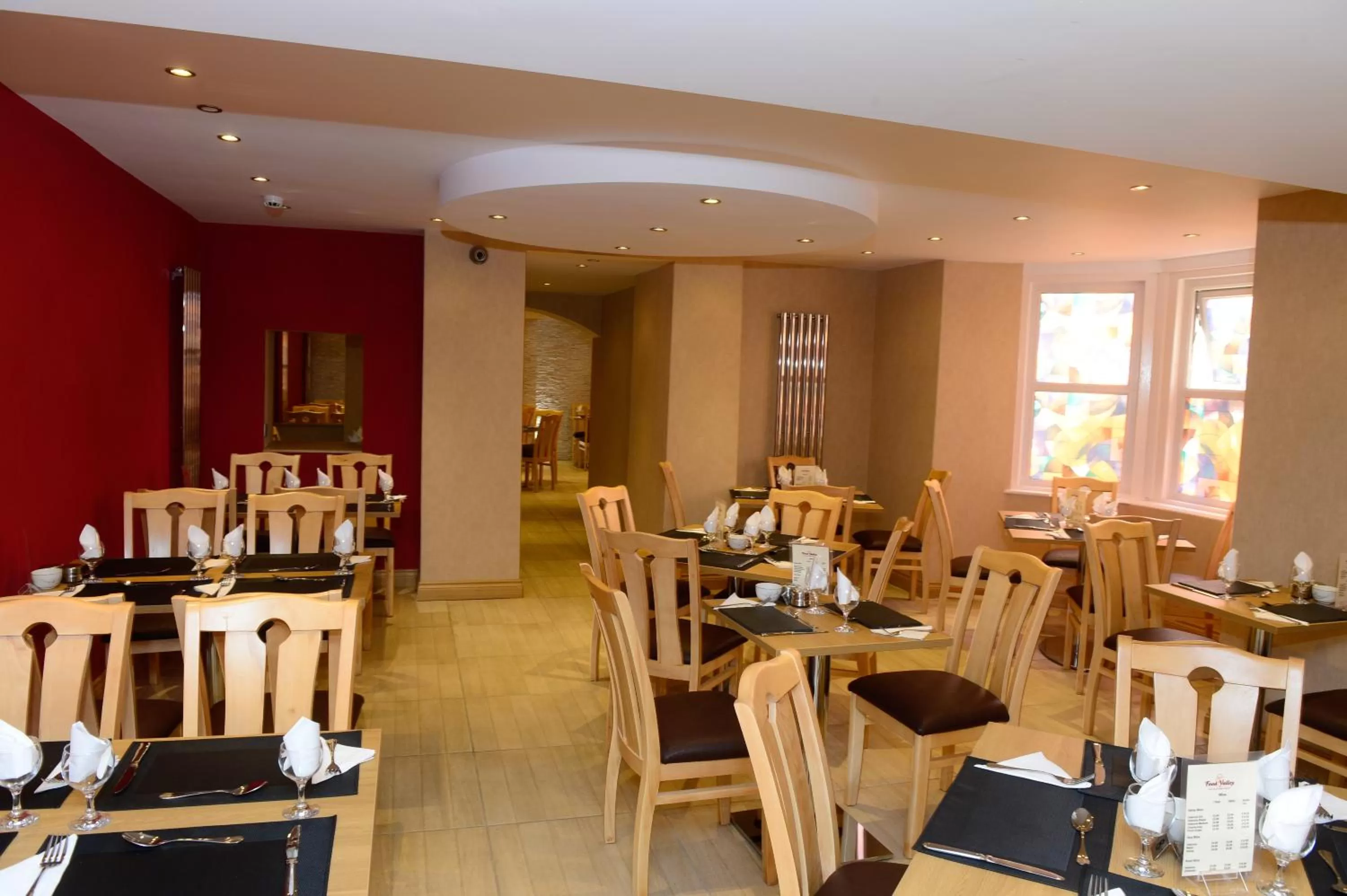 Restaurant/places to eat in Four Saints Brig Y Don Hotel
