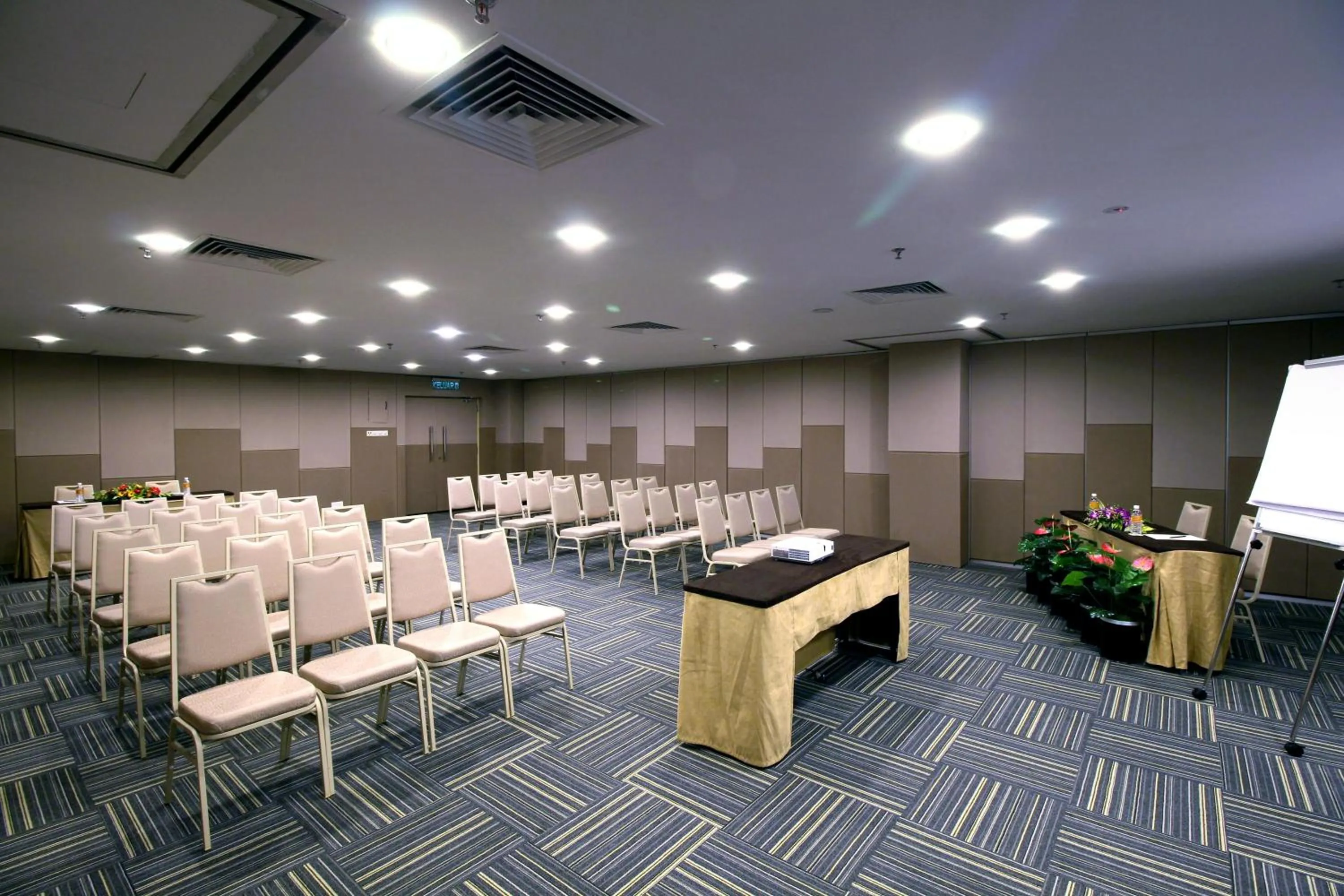 Business facilities in Seeds Hotel Premier Pudu Kuala Lumpur Previously Hotel Pudu Plaza KL