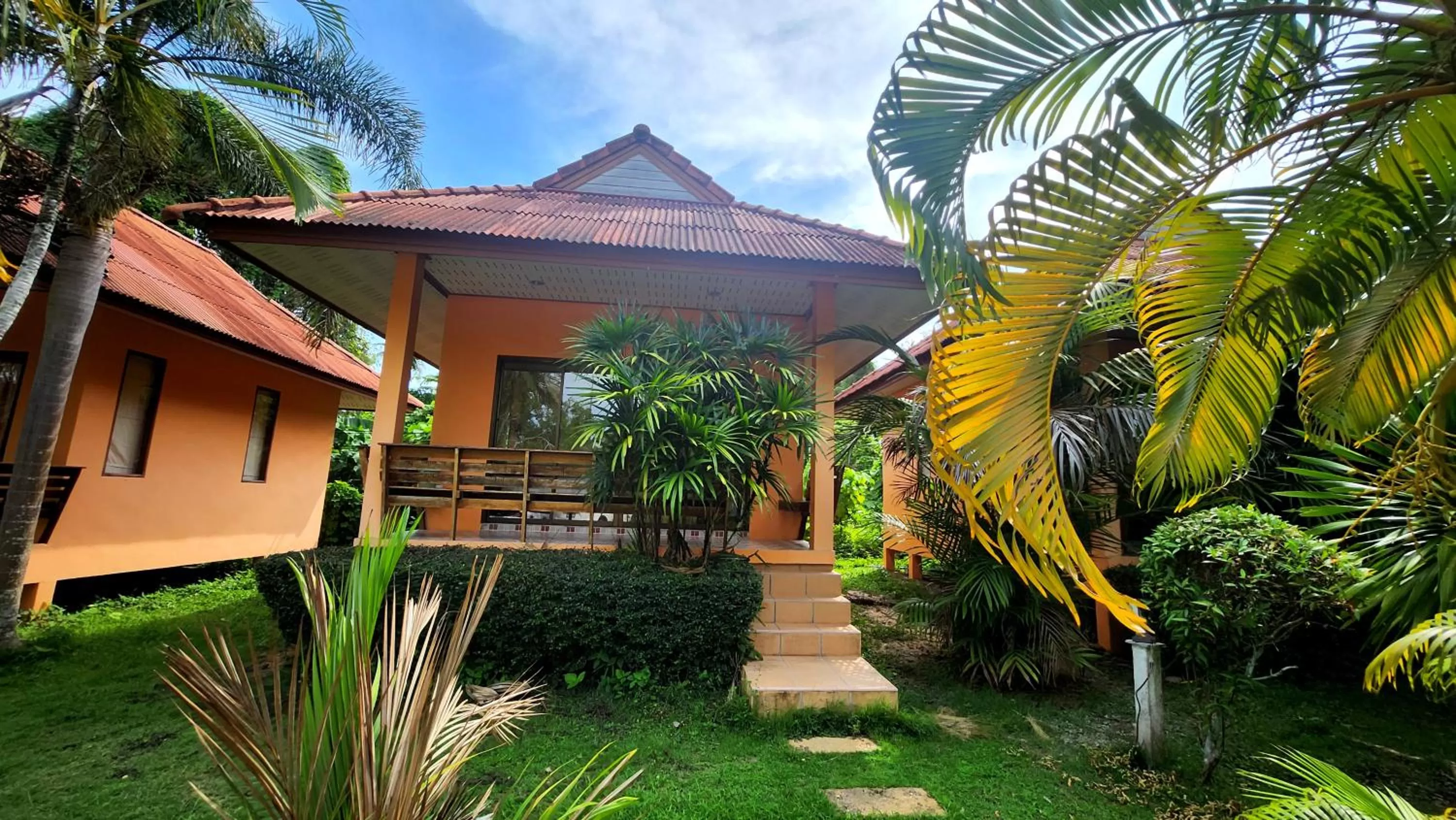 Sawaddee Aonang Resort