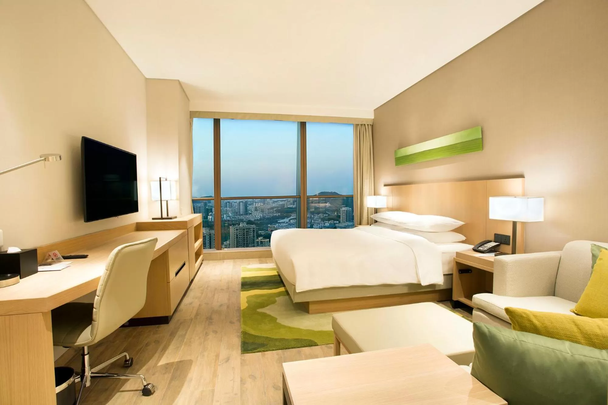 Photo of the whole room, Bed in Hyatt Place Sanya City Center