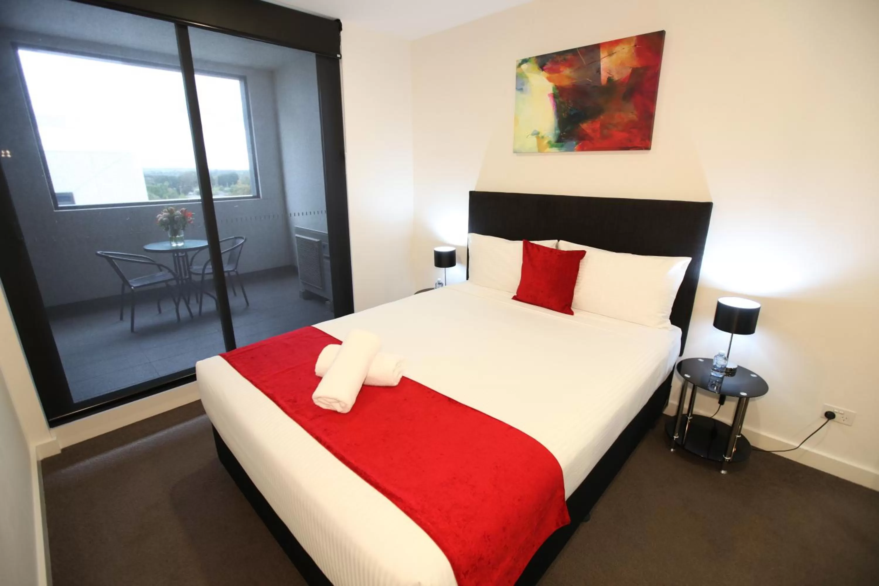 Bed in Melbourne Knox Central Apartment Hotel Official