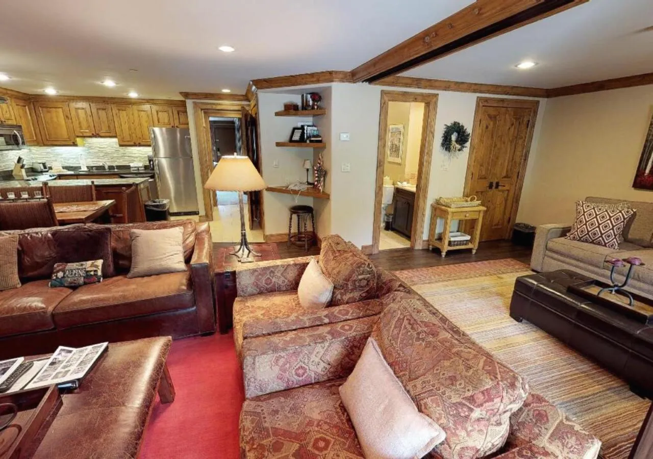 Living room in Manor Vail Lodge