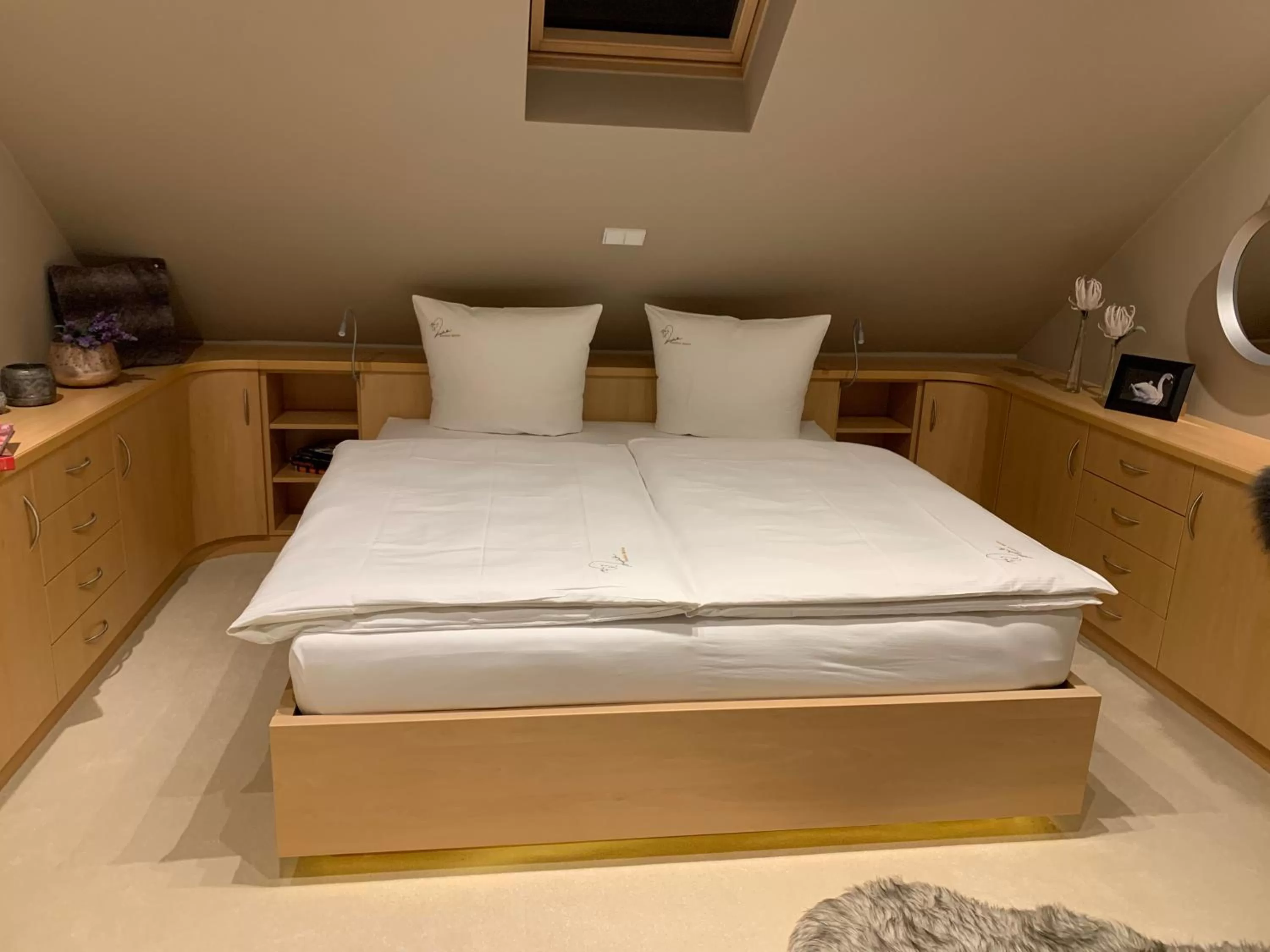 Bed in Hotel Inselhof