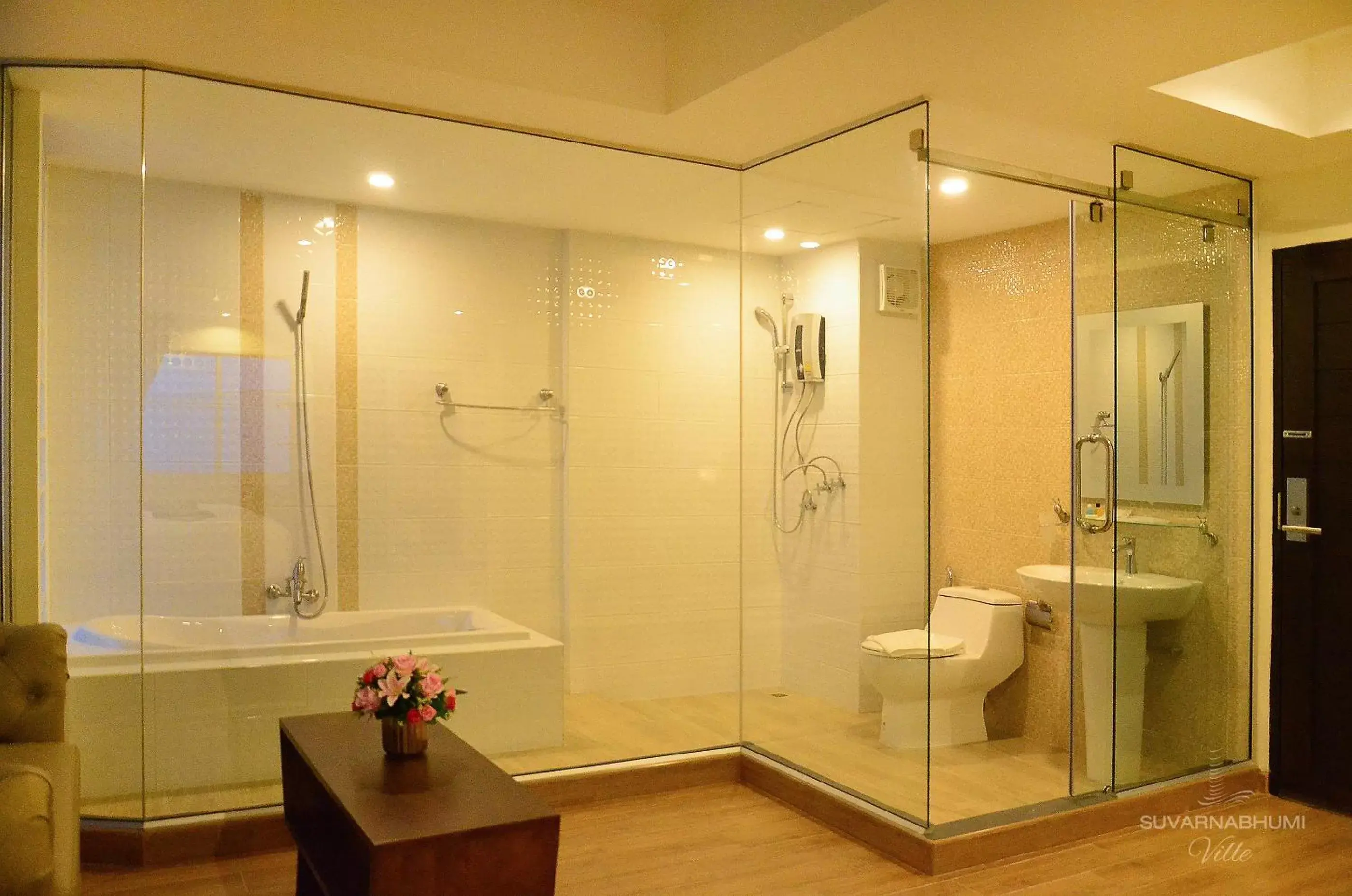 Premier Junior Suite in Suvarnabhumi Ville Airport Hotel Premier Junior Suite in Suvarnabhumi Ville Airport Hotel