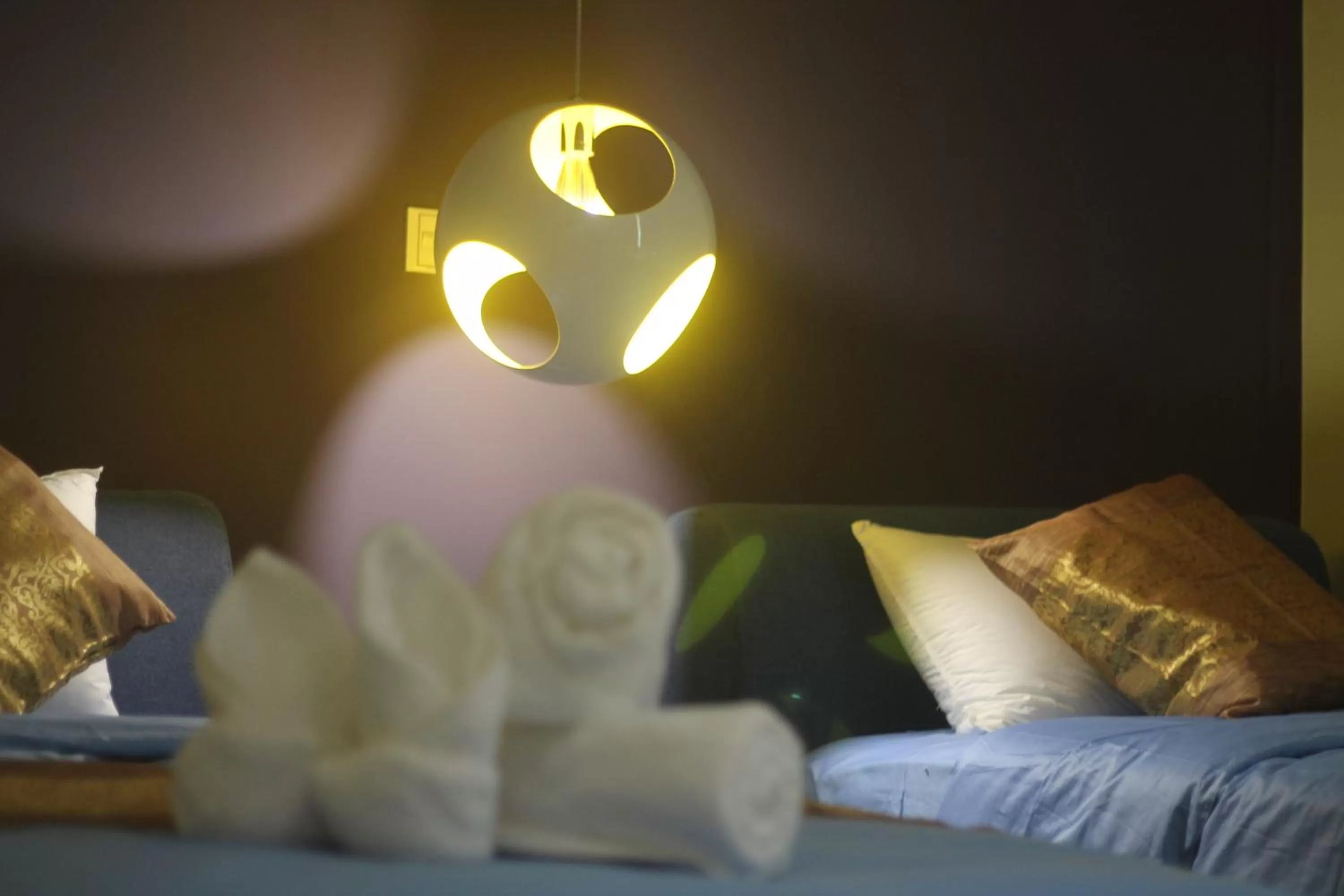 Bedroom, Seating Area in Benny's City Hotel