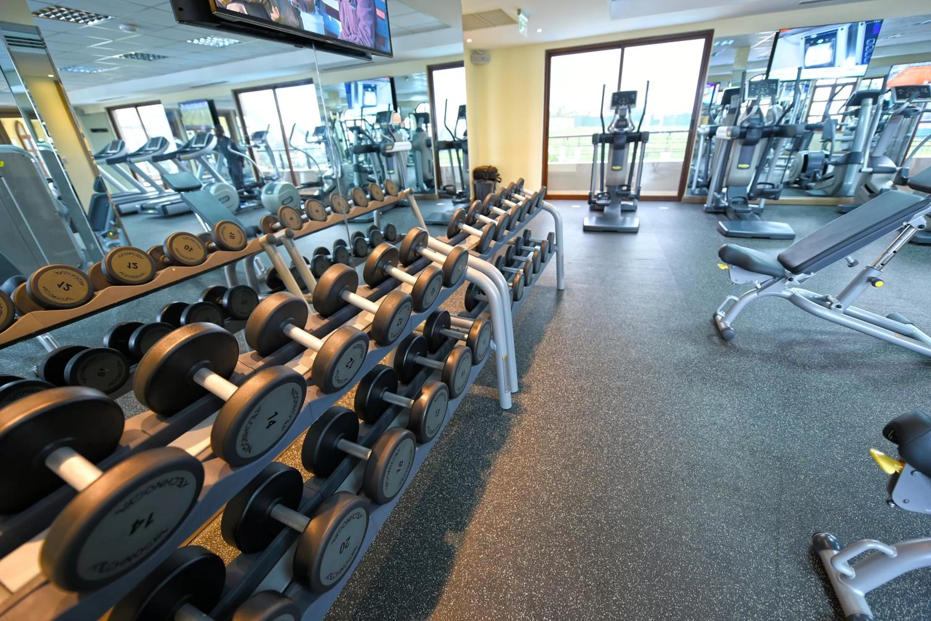 Fitness centre/facilities in Mestil Hotel & Residences