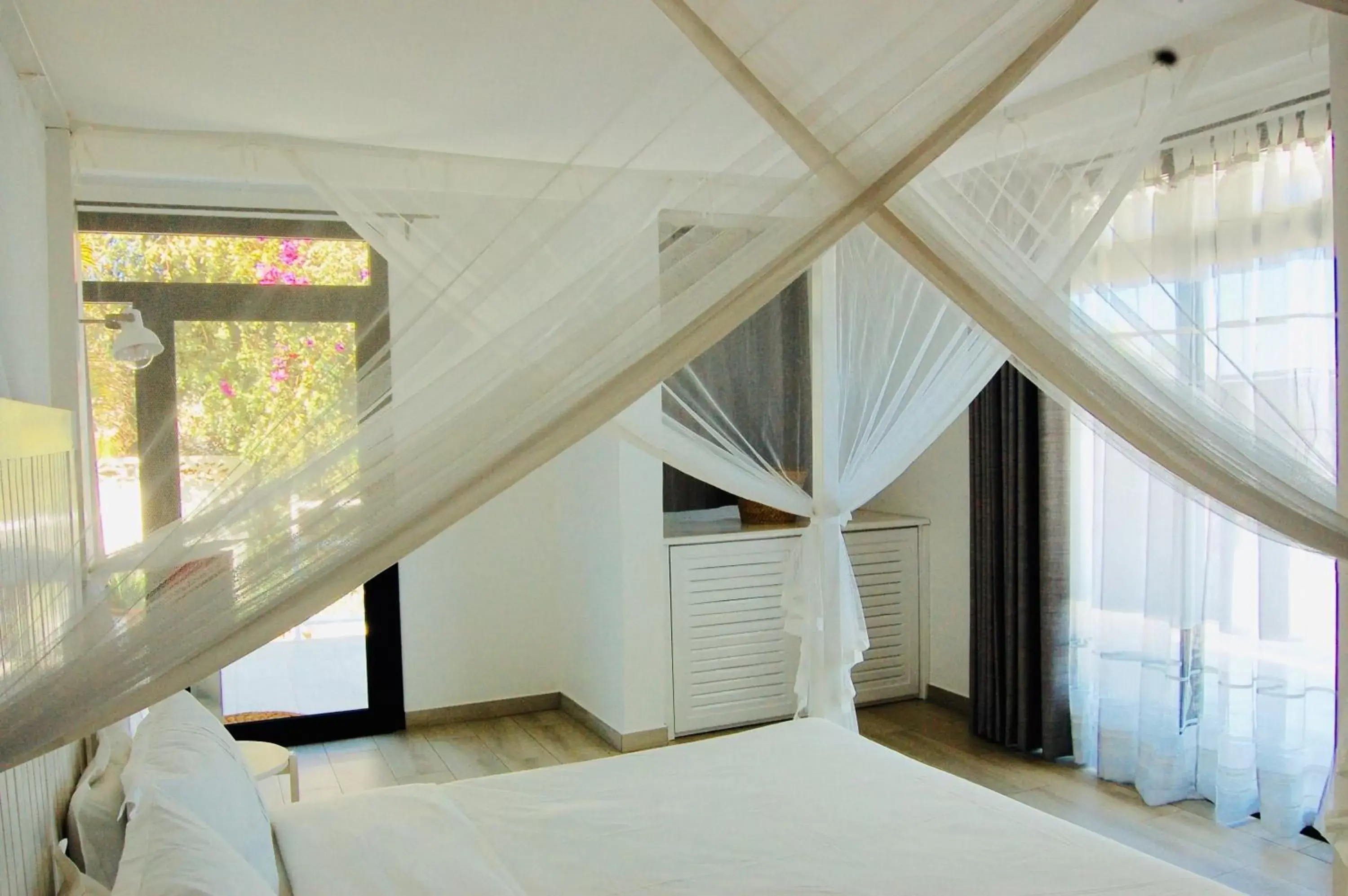 Double Room with Sea View in PAP'S Chambres d'Hôtes Double Room with Sea View in PAP'S Chambres d'Hôtes