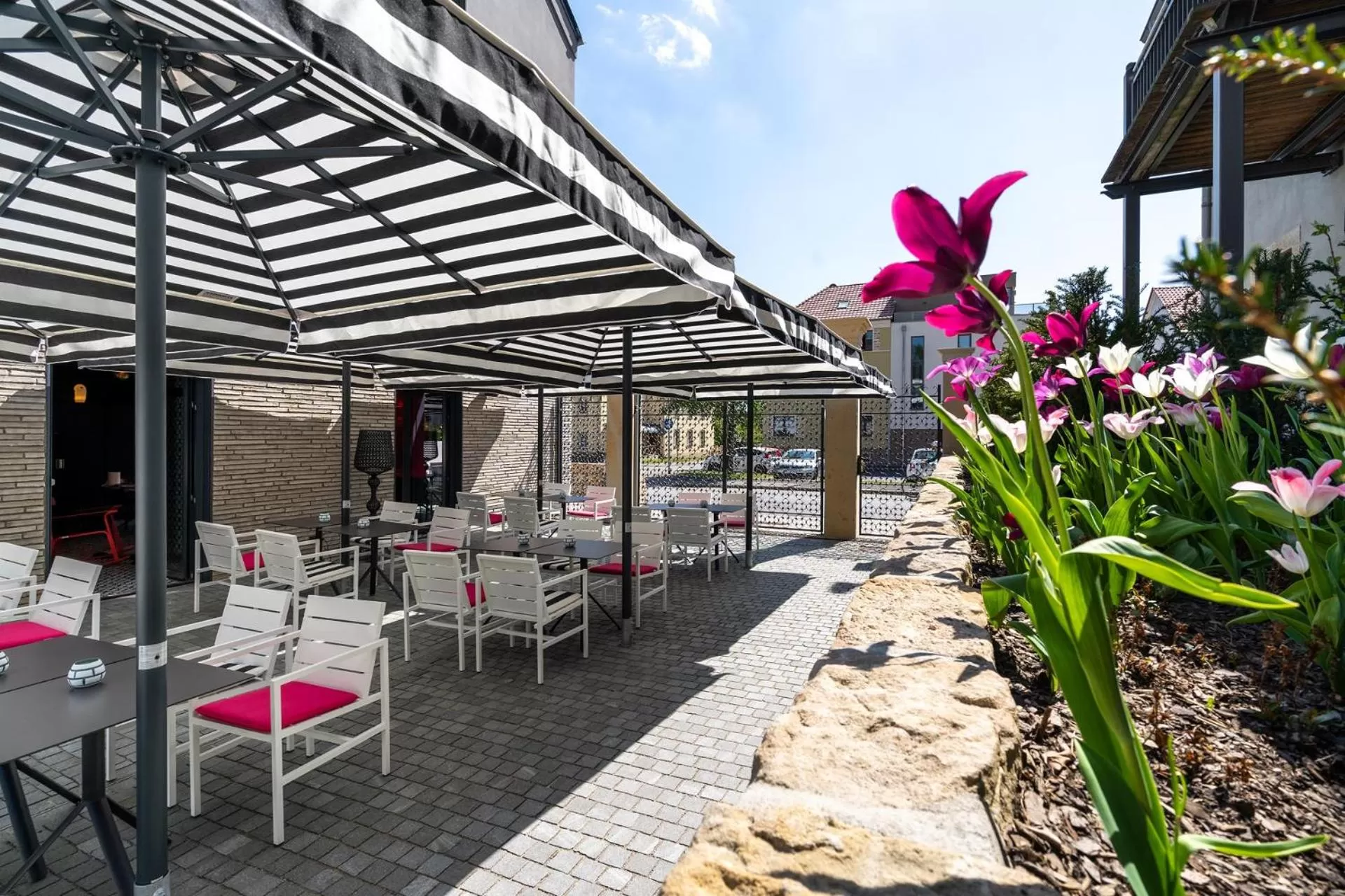 Restaurant/places to eat in Laurichhof