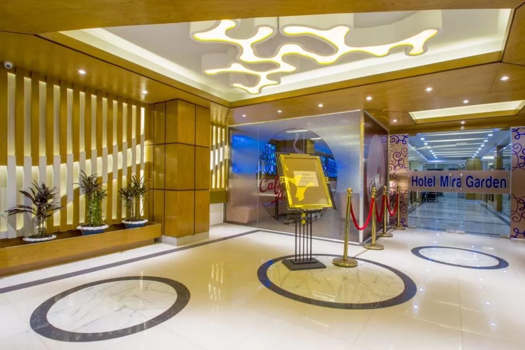 Lobby or reception in Hotel Mira Garden