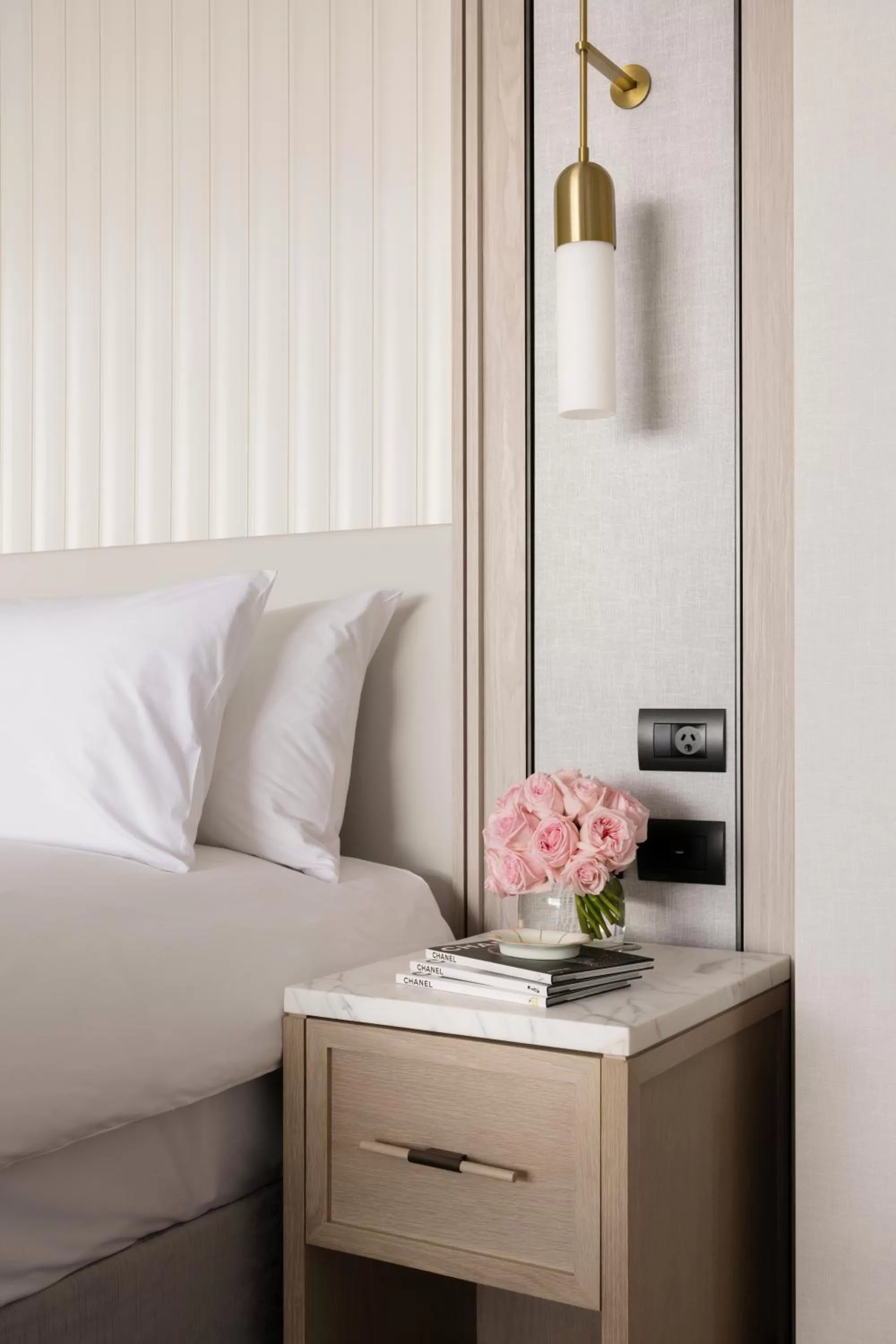 Bed in The Langham, Gold Coast and Jewel Residences