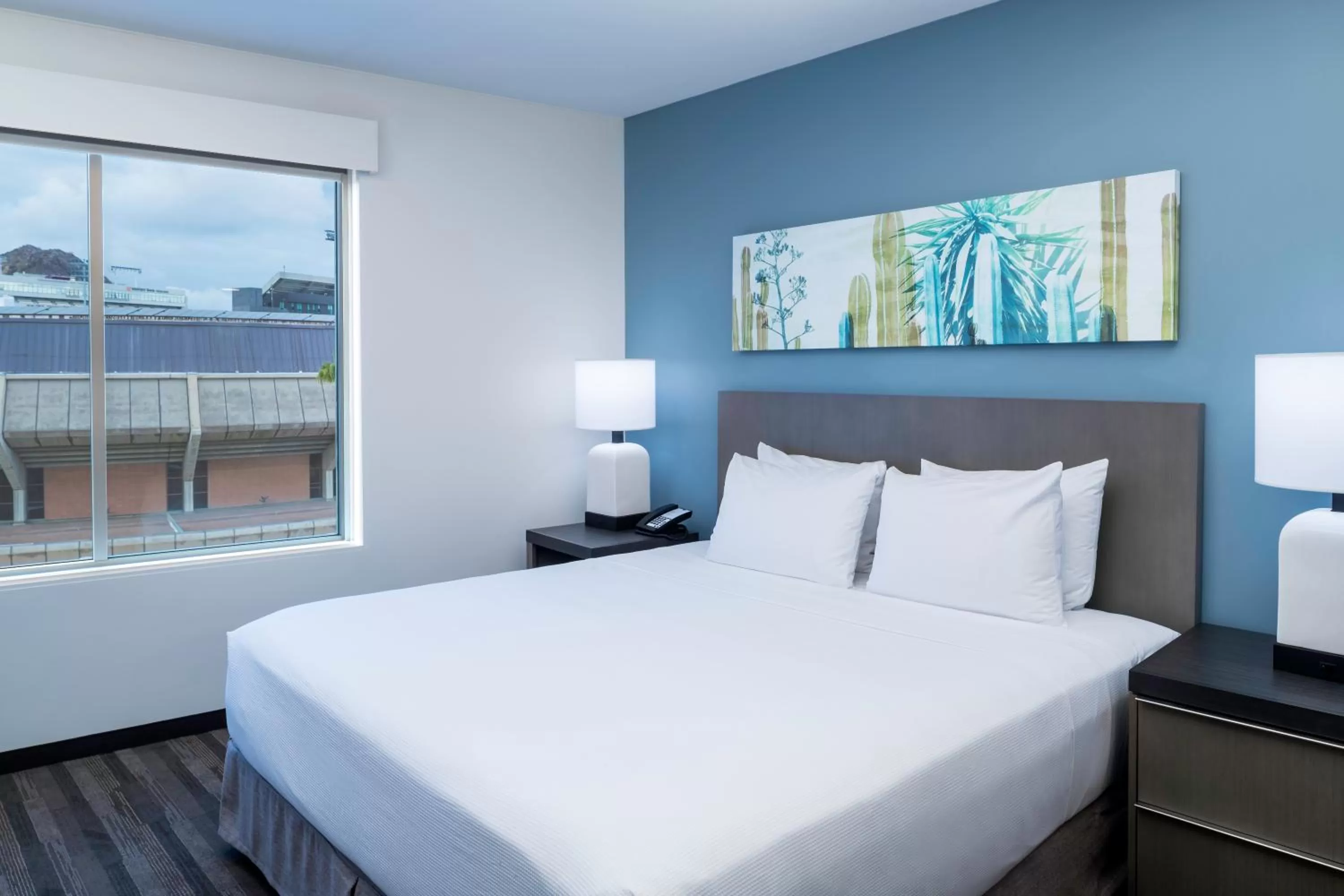 Bed in Hyatt House Tempe Phoenix University