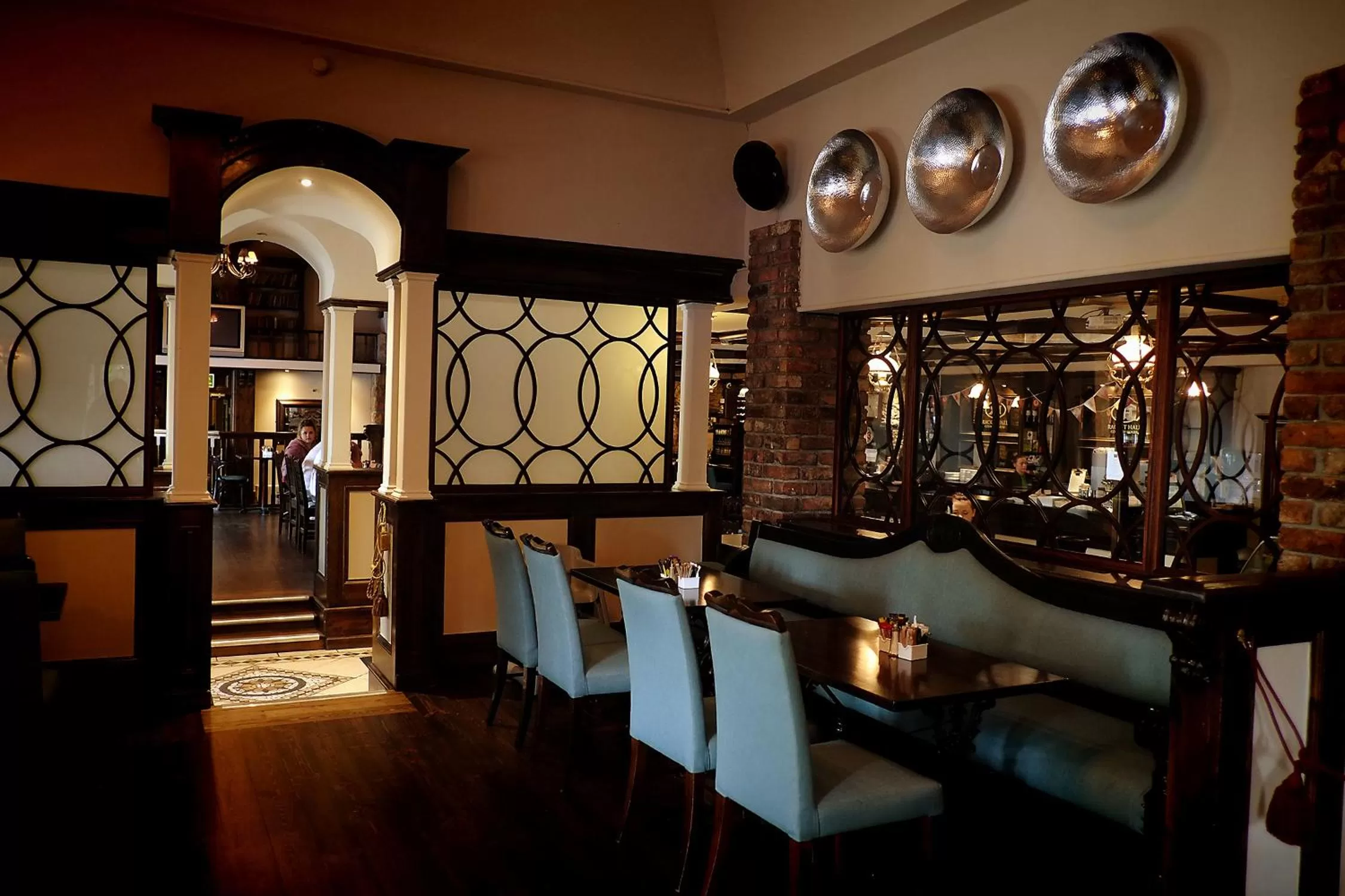 Lounge or bar, Restaurant/Places to Eat in Racket Hall Country House Golf & Conference Hotel