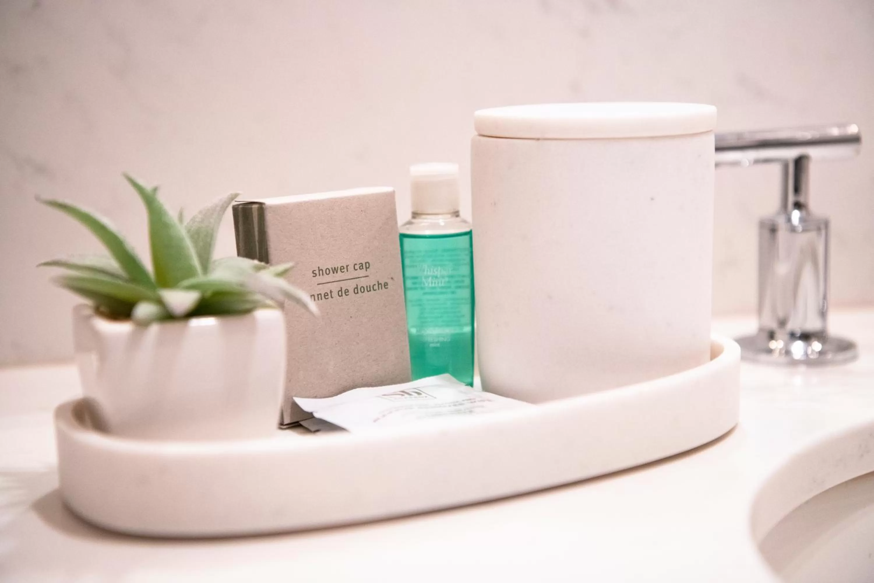 Bathroom in Continuum Hotel