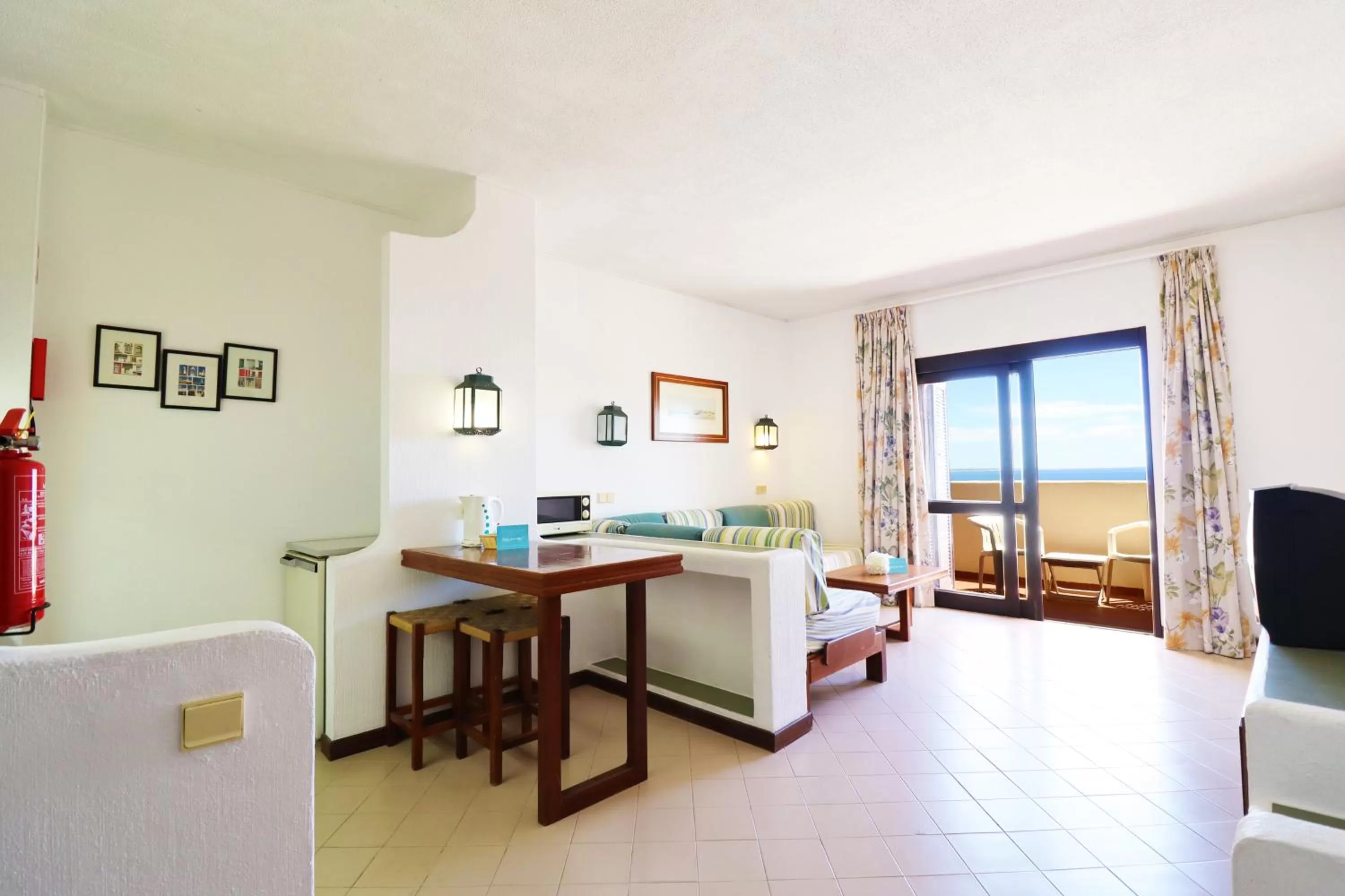 Living room in Bellavista Jardim By BeGuest