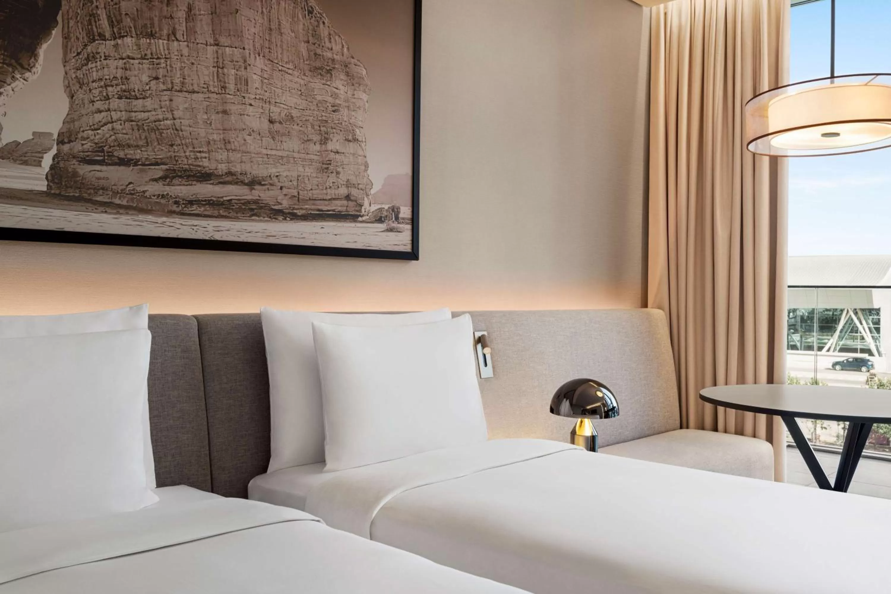 Bedroom, Bed in Radisson Blu Hotel Riyadh Convention and Exhibition Center