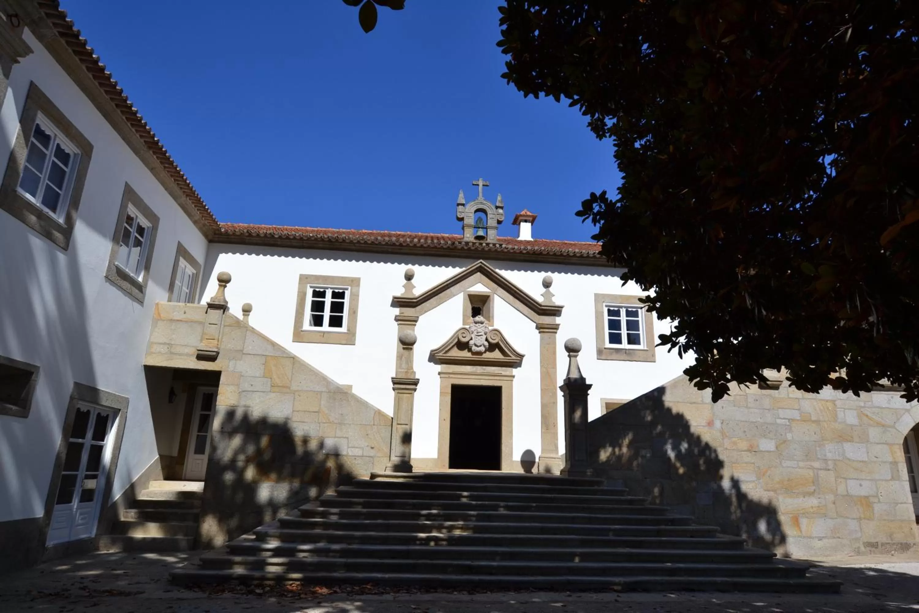 Facade/entrance in Paço de Calheiros - Turismo de Habitação