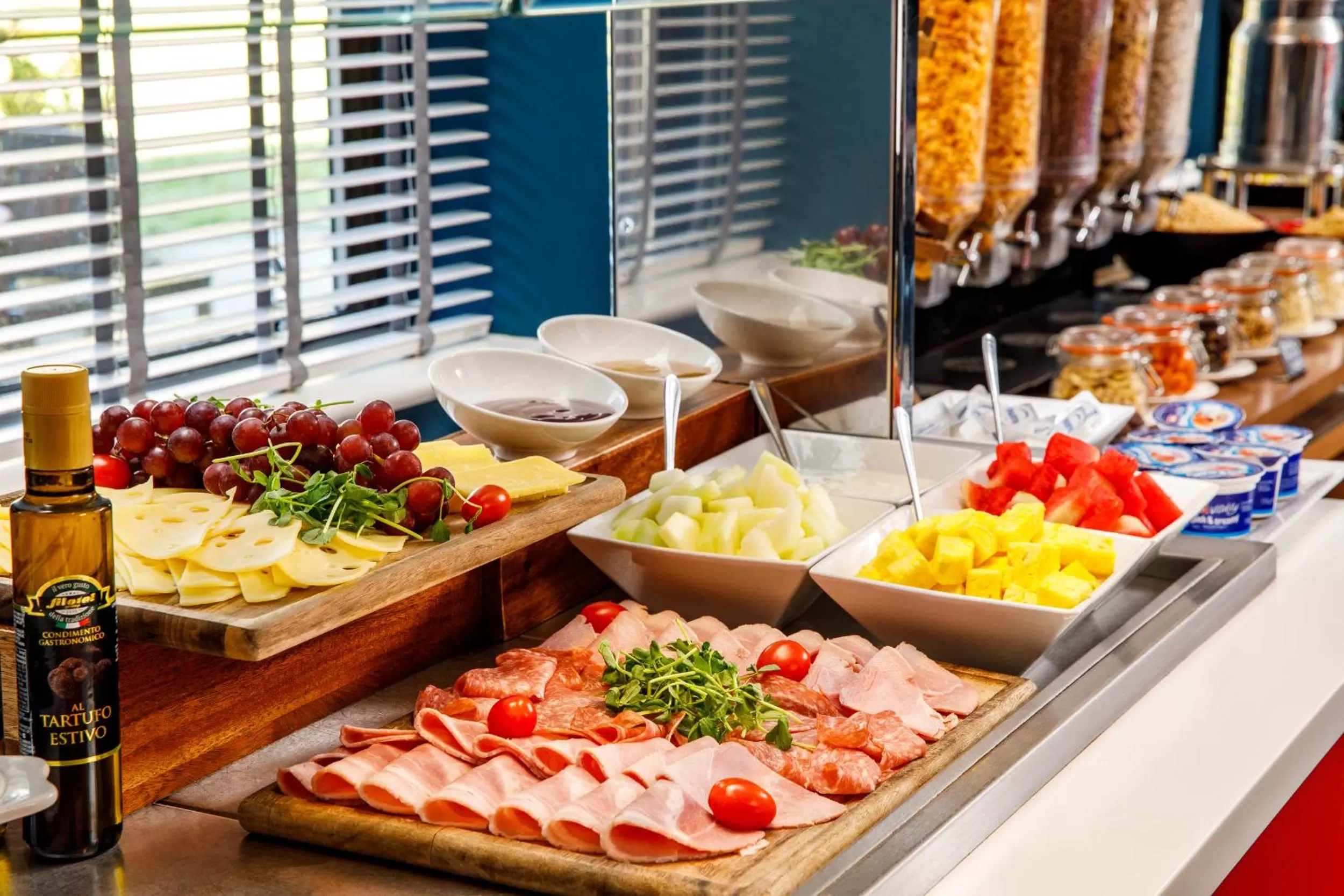 Food in Mercure Swansea Hotel